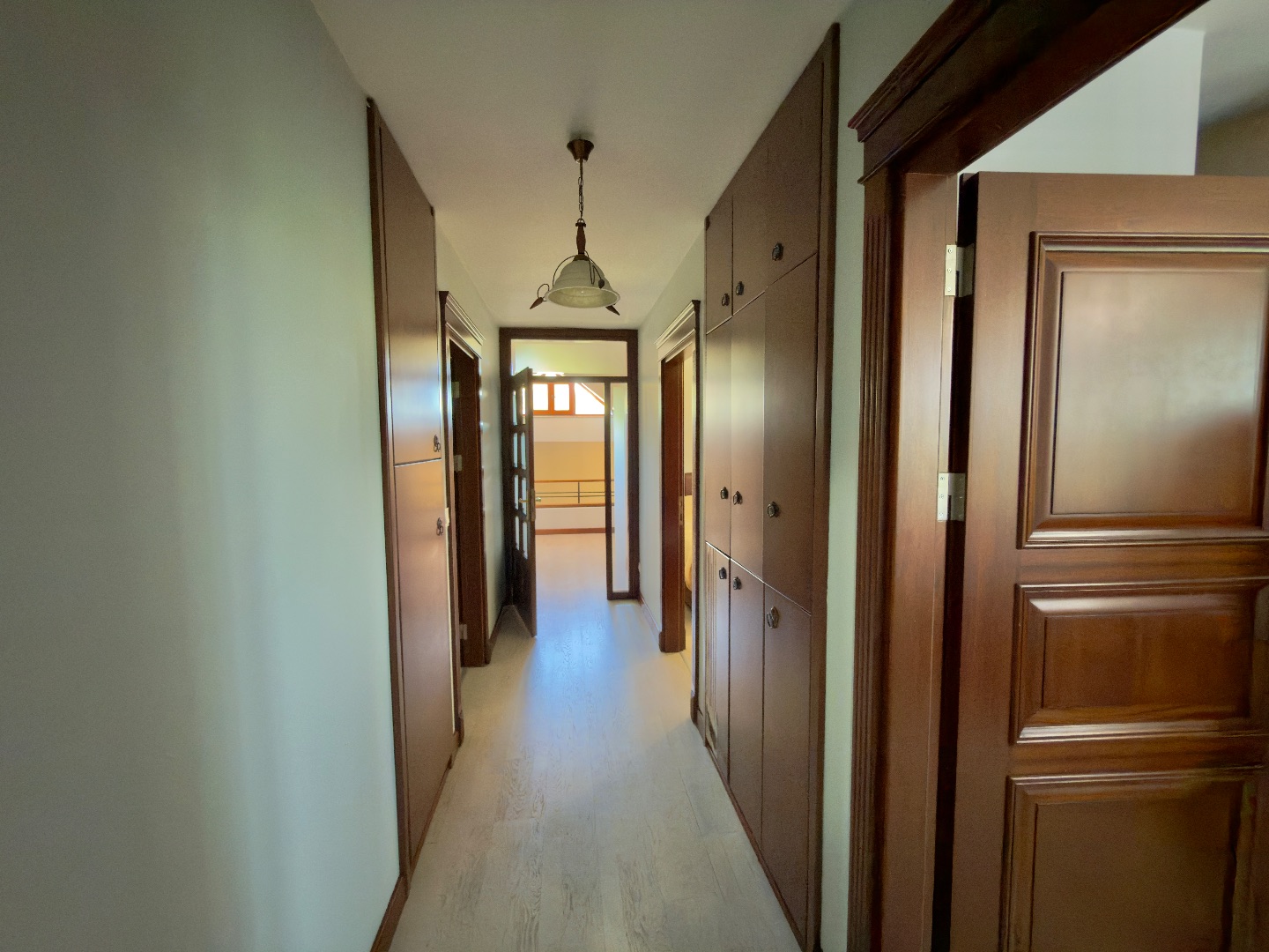 Prestijli Site İçerisinde Satılık Lüks Villa - 12