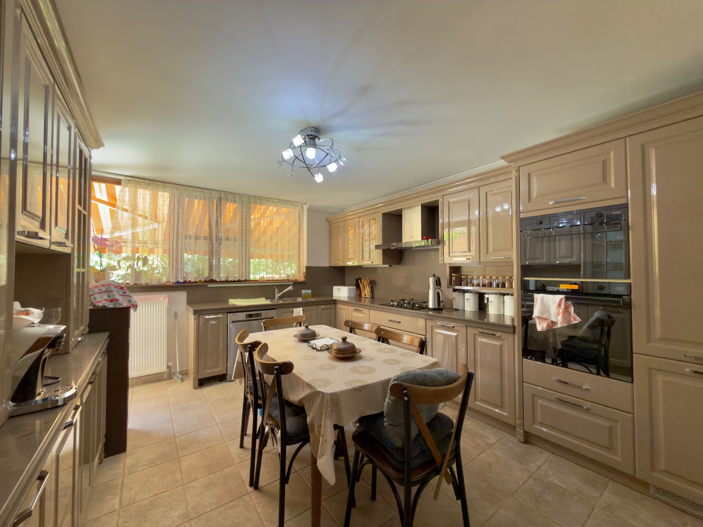 Prestijli Site İçerisinde Satılık Lüks Villa - 24