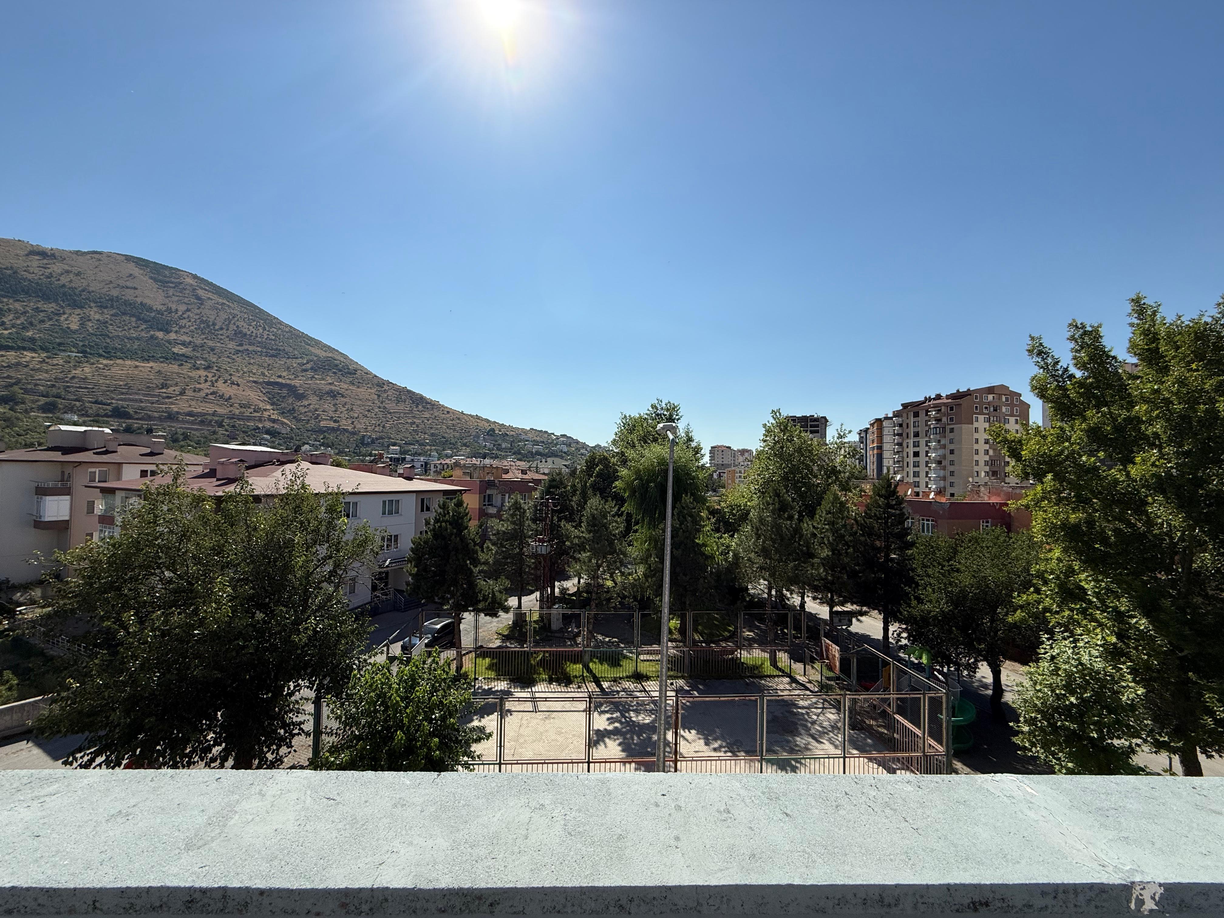 TALAS HARMAN'DA TERASLI BAHÇELİ 3+1 BAKIMLI KİRALIK DAİRE - 25