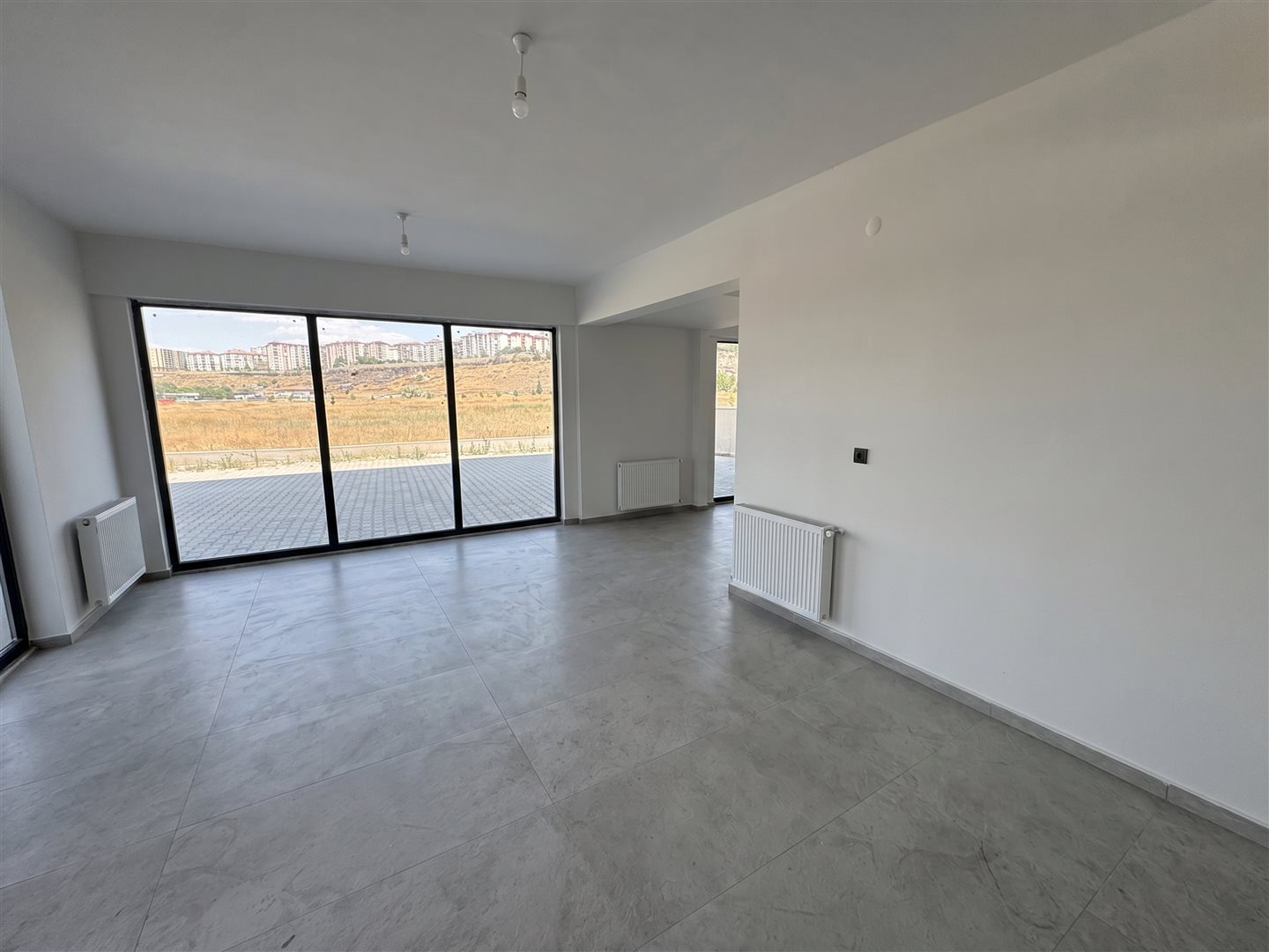 YAVUZ SELIM’DE MAZAKALAND KARŞISI SIFIR SATILIK DÜKKAN | BACALI | KOMBİLİ