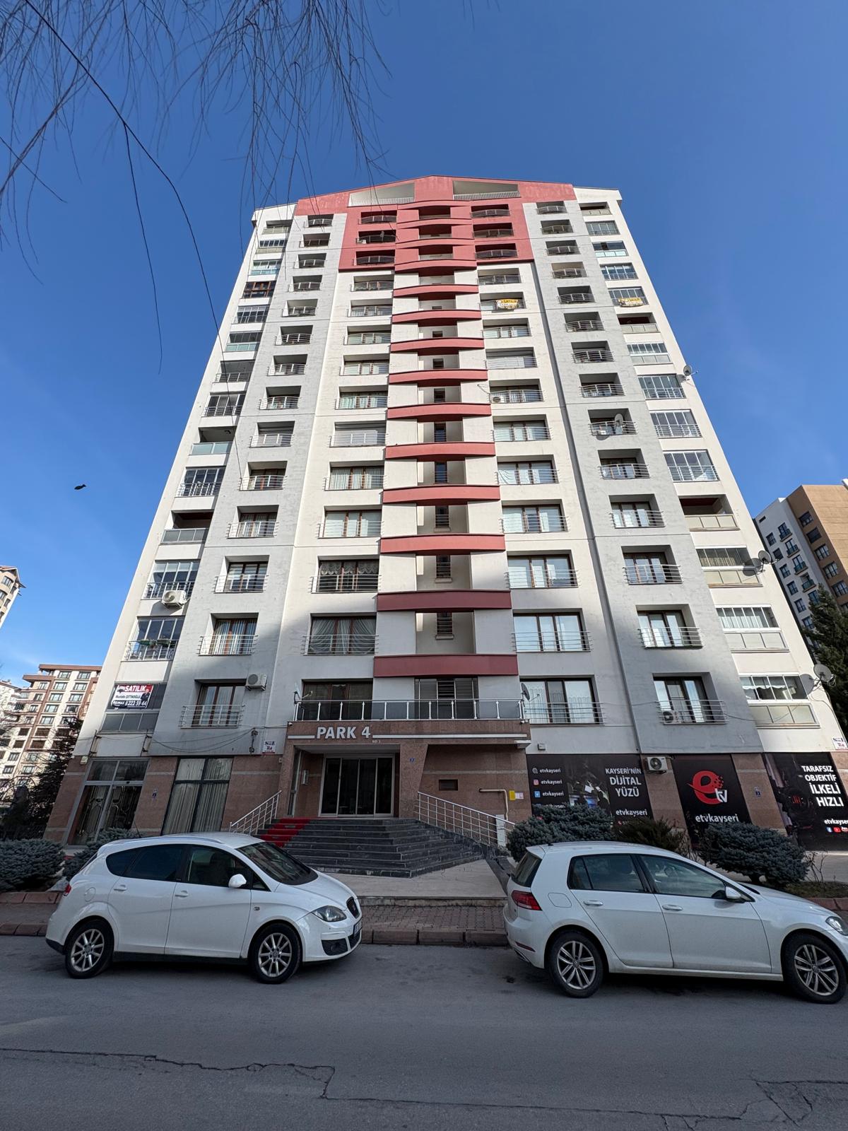 GÜLTEPE MAHALLESİNDE FULL YAPILI MANZARALI LÜKS DAİRE - 16
