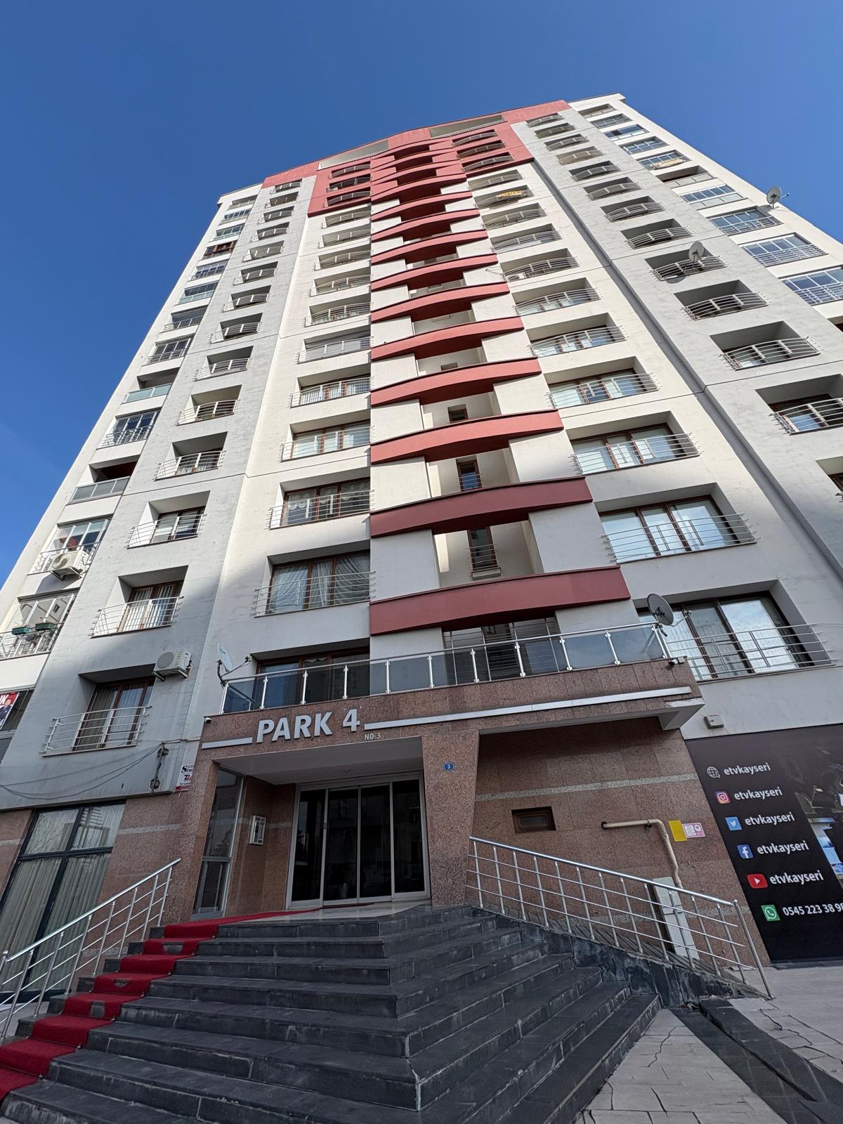 GÜLTEPE MAHALLESİNDE FULL YAPILI MANZARALI LÜKS DAİRE - 4