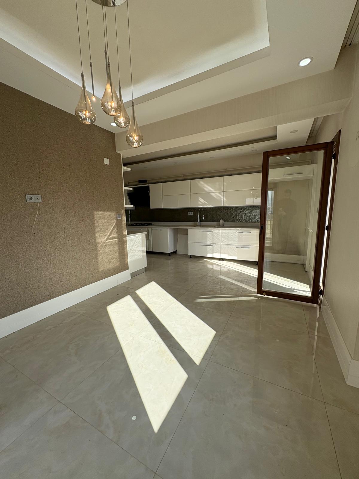 GÜLTEPE MAHALLESİNDE FULL YAPILI MANZARALI LÜKS DAİRE - 20