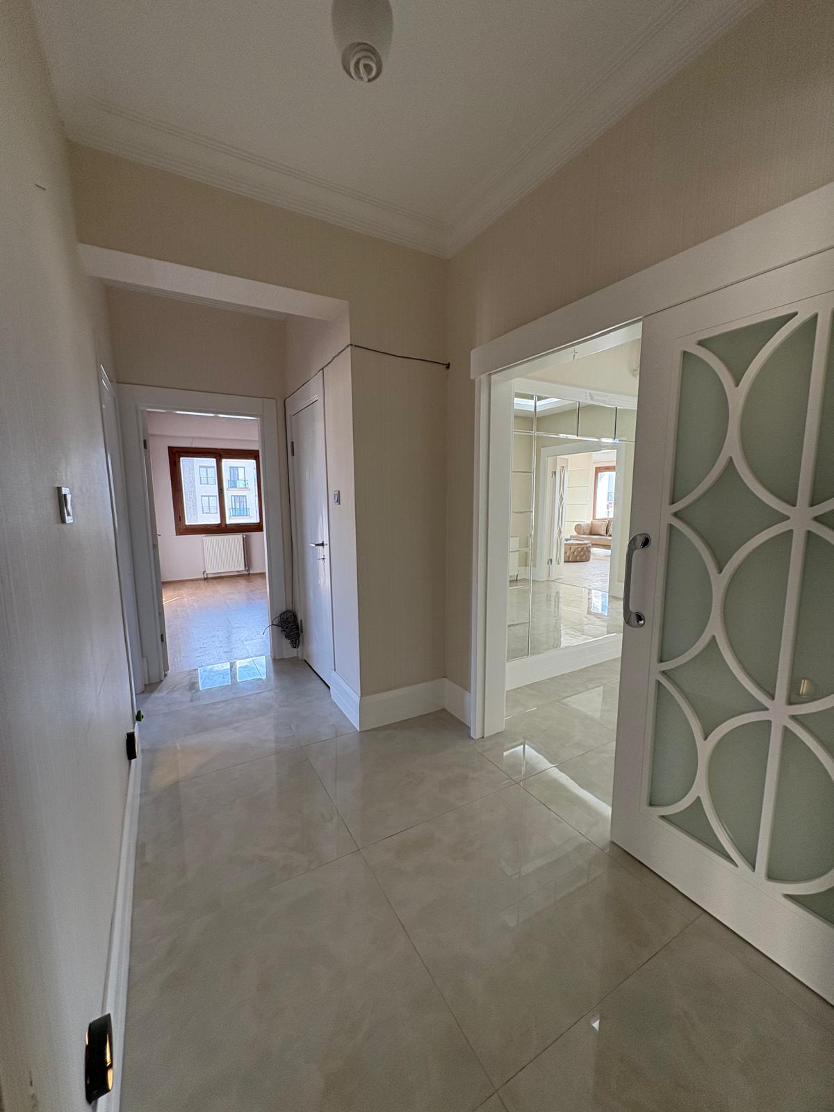 GÜLTEPE MAHALLESİNDE FULL YAPILI MANZARALI LÜKS DAİRE - 24
