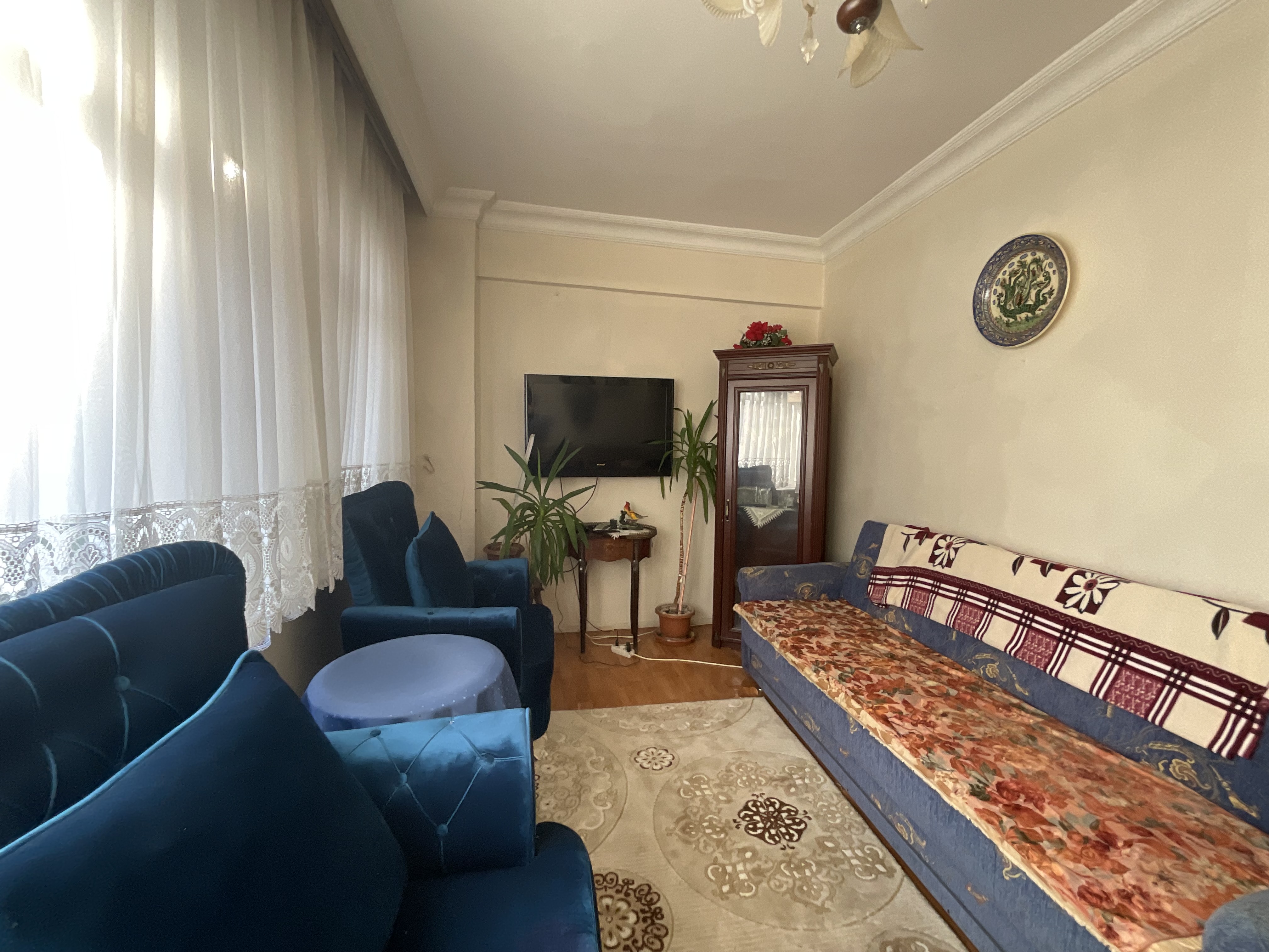 T1 HASEKİ & FINDIKZADE DURAKLARINA 5 DAKİKA YÜRÜME MESAFESİNDE ARA KAT FIRSATI - 3