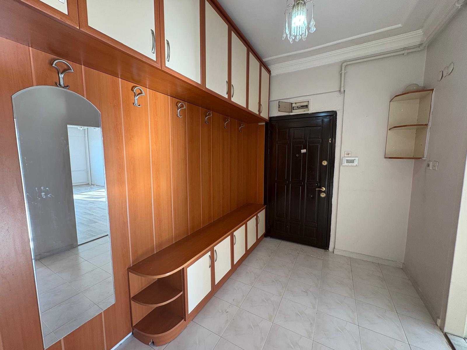 ŞEHİR MERKEZİNE YÜRÜME MESAFESİNDE MANZARALI 3+1 DAİRE - 4