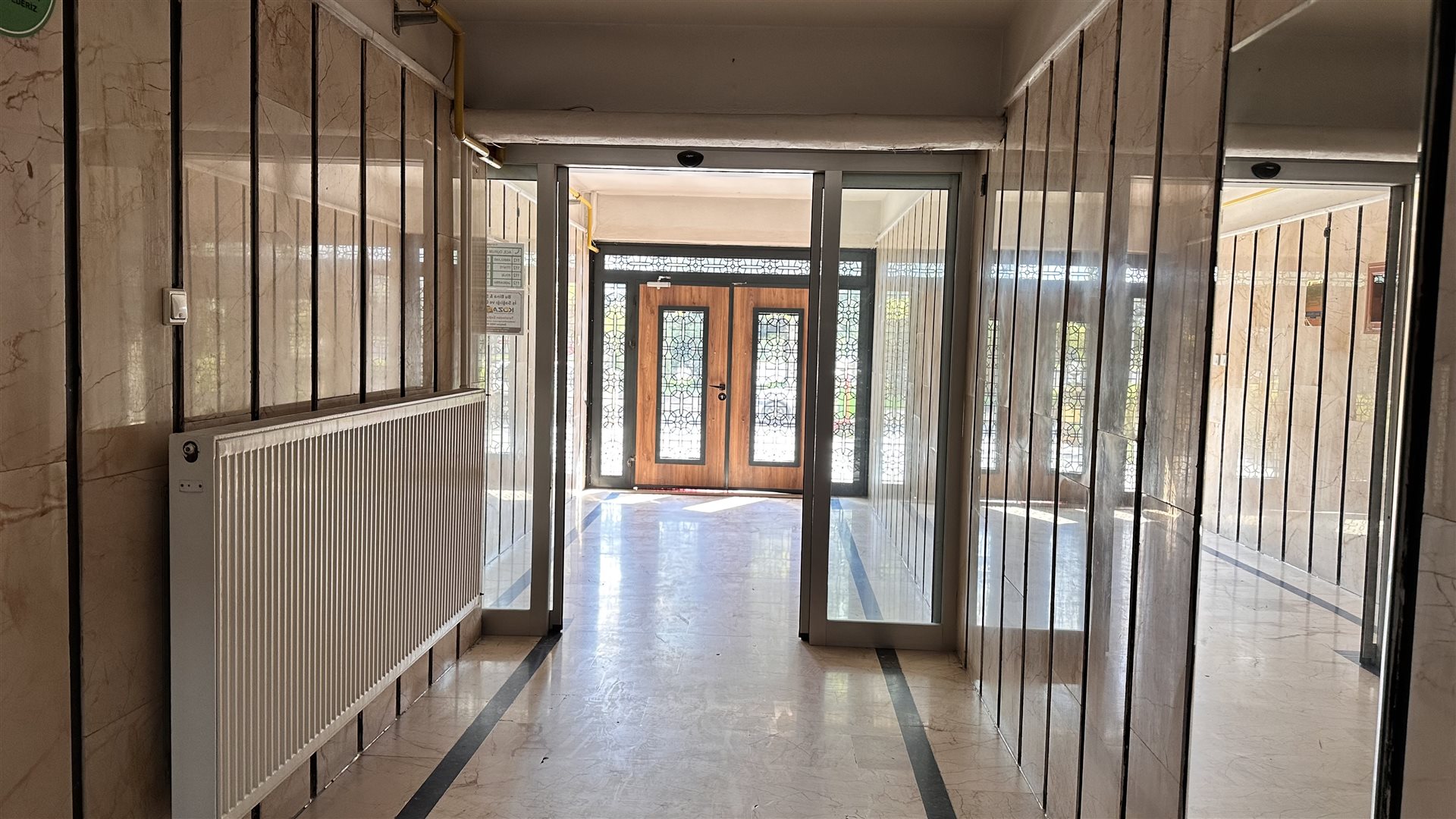 KONAKLARDA, MİMARSİNAN CADDESİ ÜZERİNDE SATILIK 3+1 DAİRE - 6