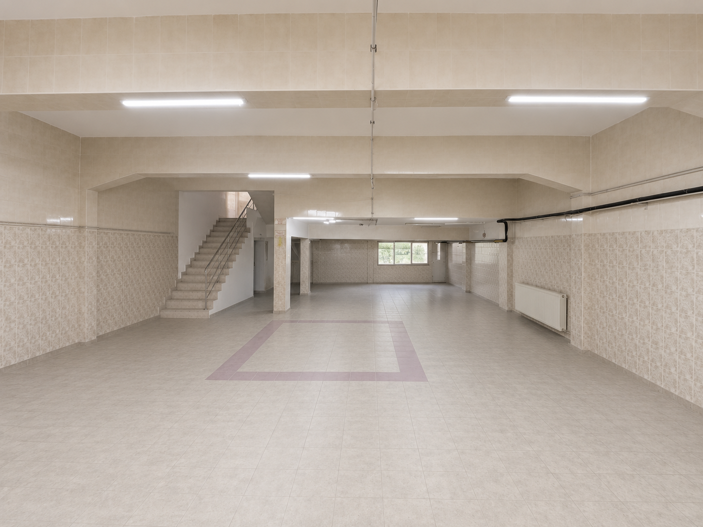 DOĞUSANAYİDE 350M2 KİRALIK GIDACIYA UYGUN DÜKKAN - 13