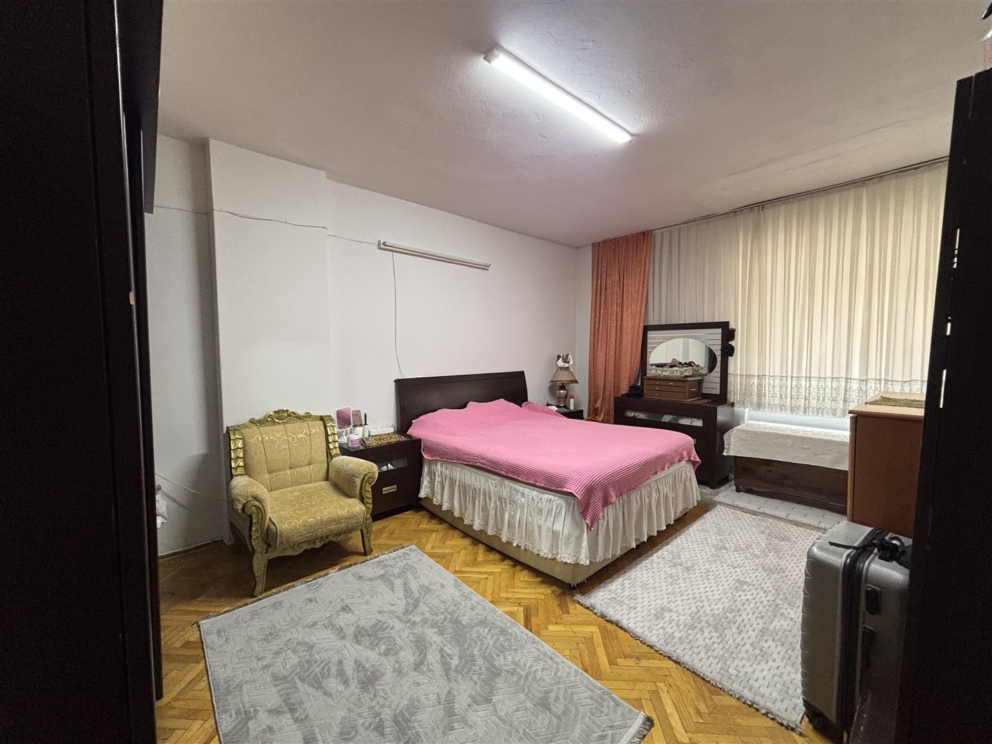 SAHABİYE MAHALLESİ'NDE SATILIK 4+1 DAİRE - 6