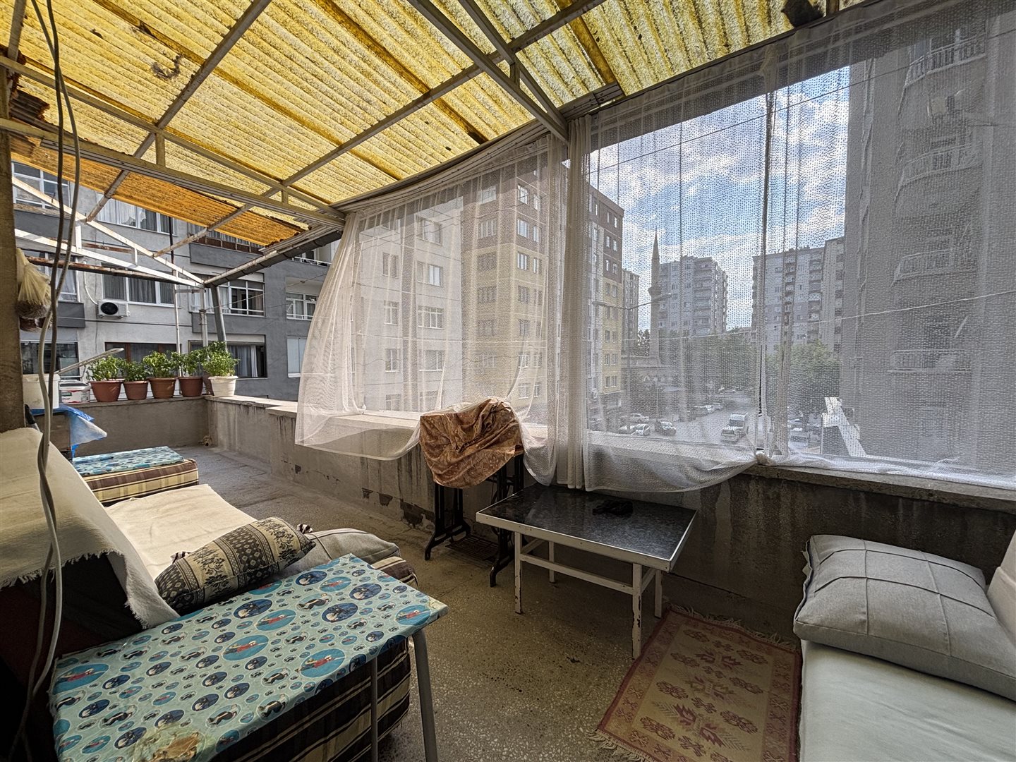 SAHABİYE MAHALLESİ'NDE SATILIK 4+1 DAİRE - 4
