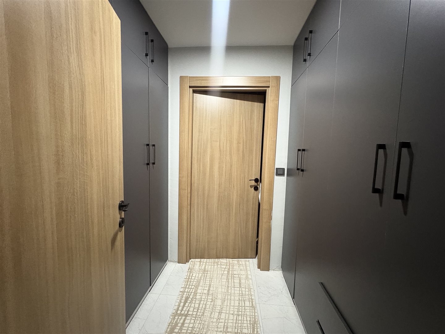 Erenköy’de Lüks 5+2 Villa | Yerden Isıtmalı | Kapalı Otoparklı | Doğayla İç İçe - 17