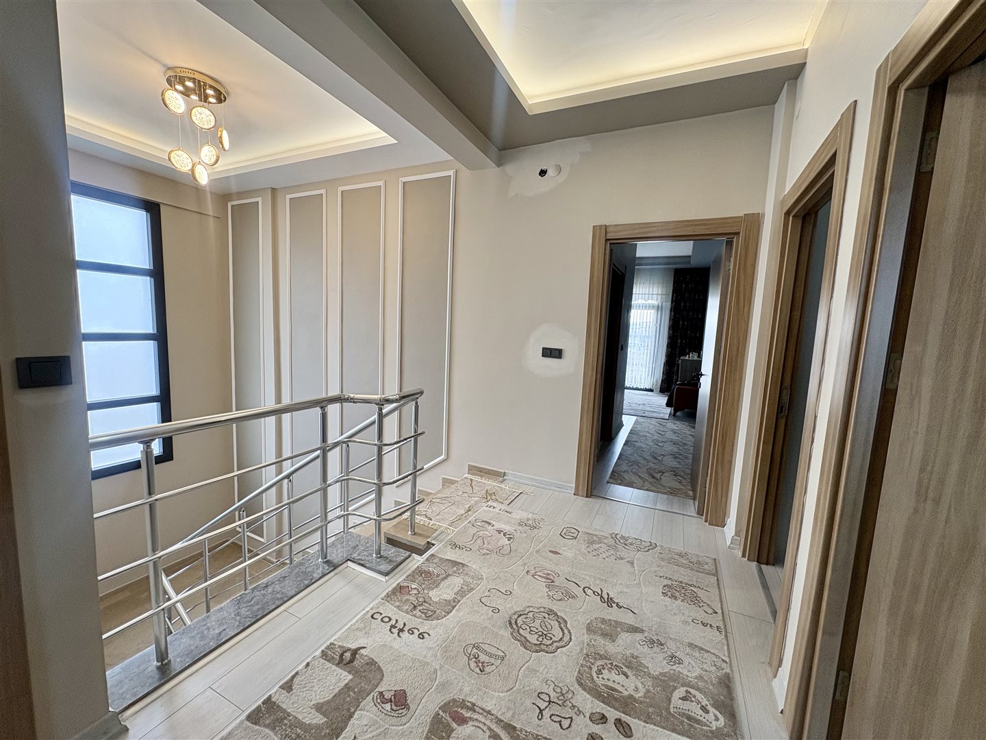 Erenköy’de Lüks 5+2 Villa | Yerden Isıtmalı | Kapalı Otoparklı | Doğayla İç İçe - 13