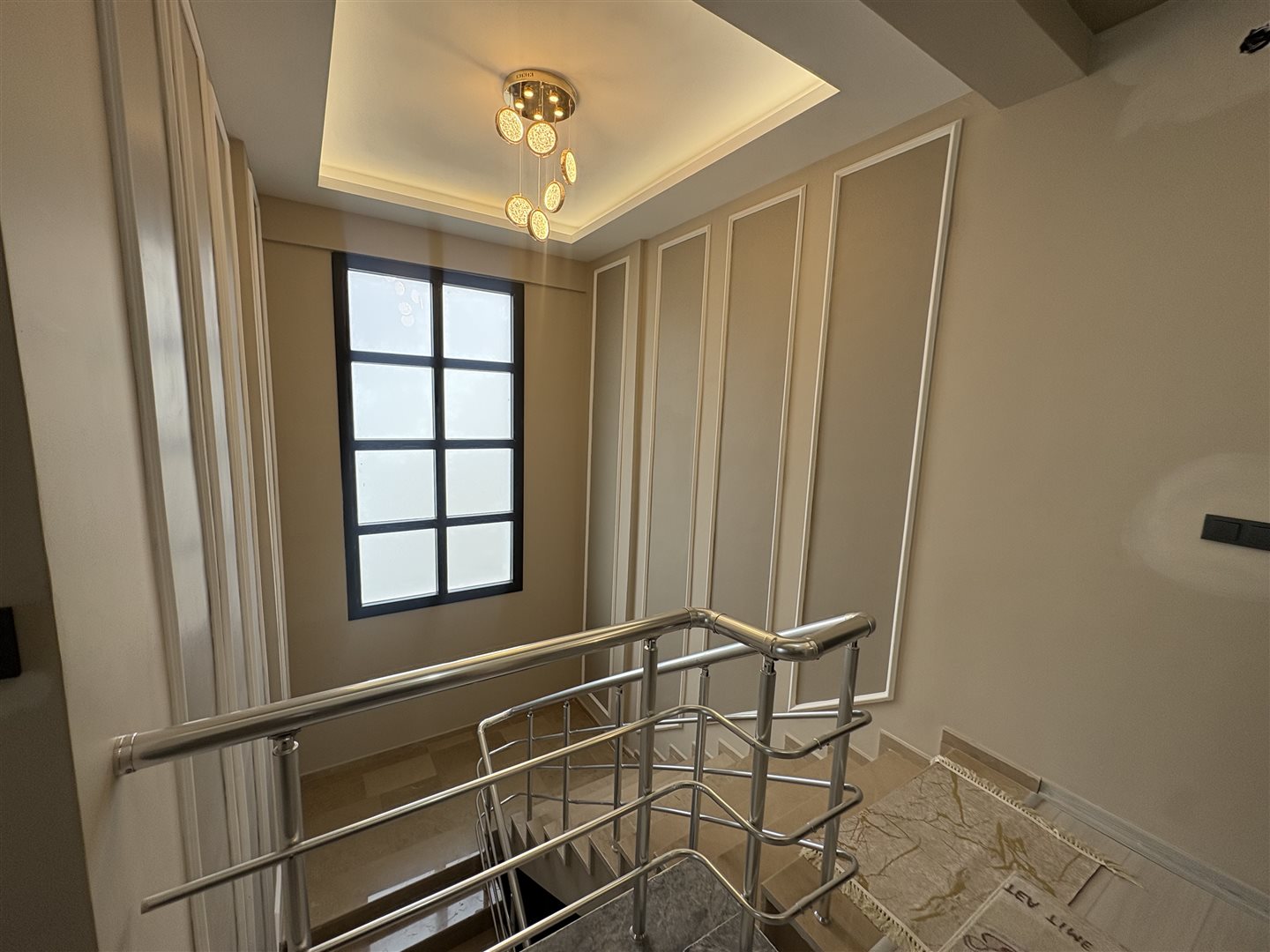 Erenköy’de Lüks 5+2 Villa | Yerden Isıtmalı | Kapalı Otoparklı | Doğayla İç İçe - 12