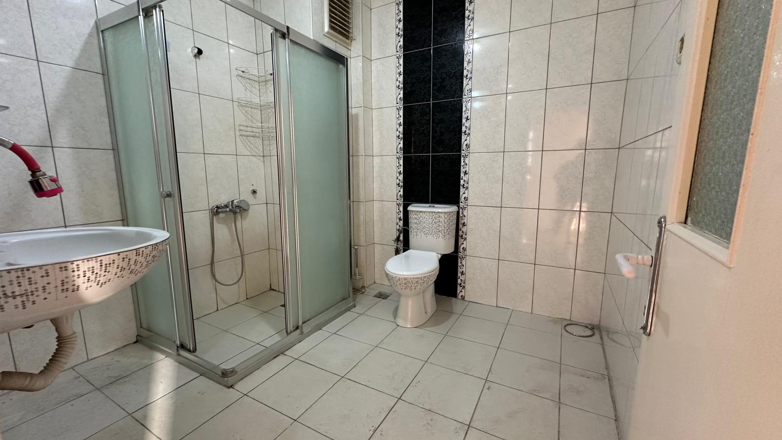 ESENYURT CADDE ÜZERİ GENİŞ METRAJLI KİRALIK DAİRE - 27