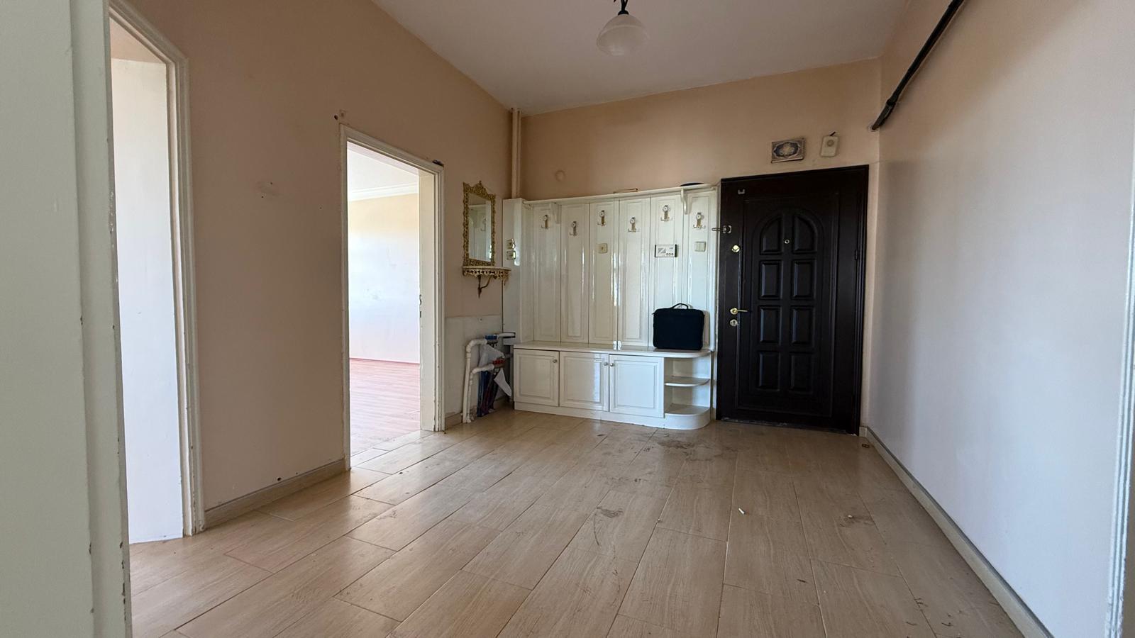 ESENYURT CADDE ÜZERİ GENİŞ METRAJLI KİRALIK DAİRE - 10