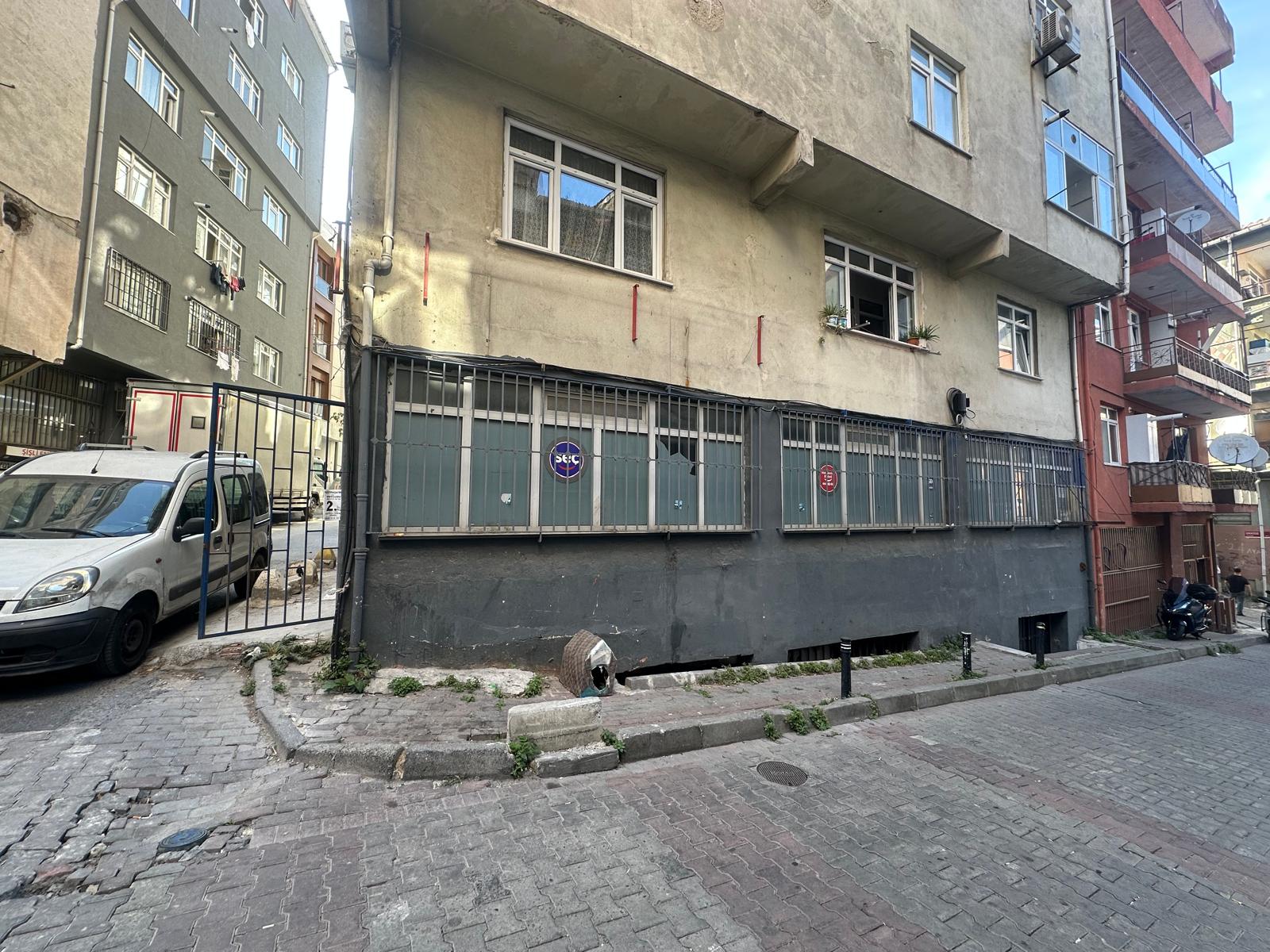 MECİDİYEKÖY’DE 90 M² | OTOMATİK KEPENKLİ | İŞLETMENİZ İÇİN İDEAL BOŞ DÜKKÂN - 5