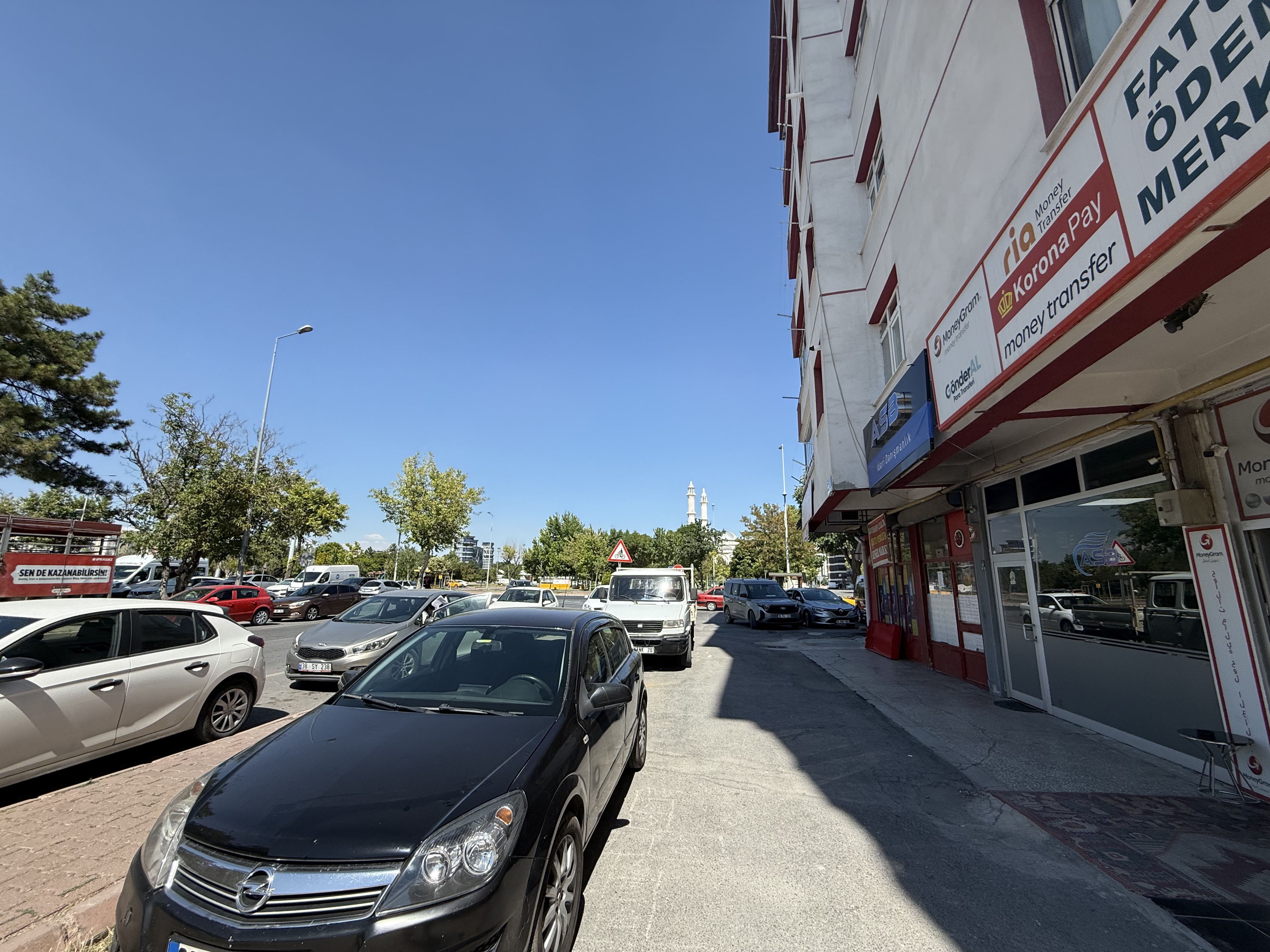YENİ MAH.'DE AKSA GAZ KARŞISINDA 50 M2 ASMA KATLI DÜKKAN - 12
