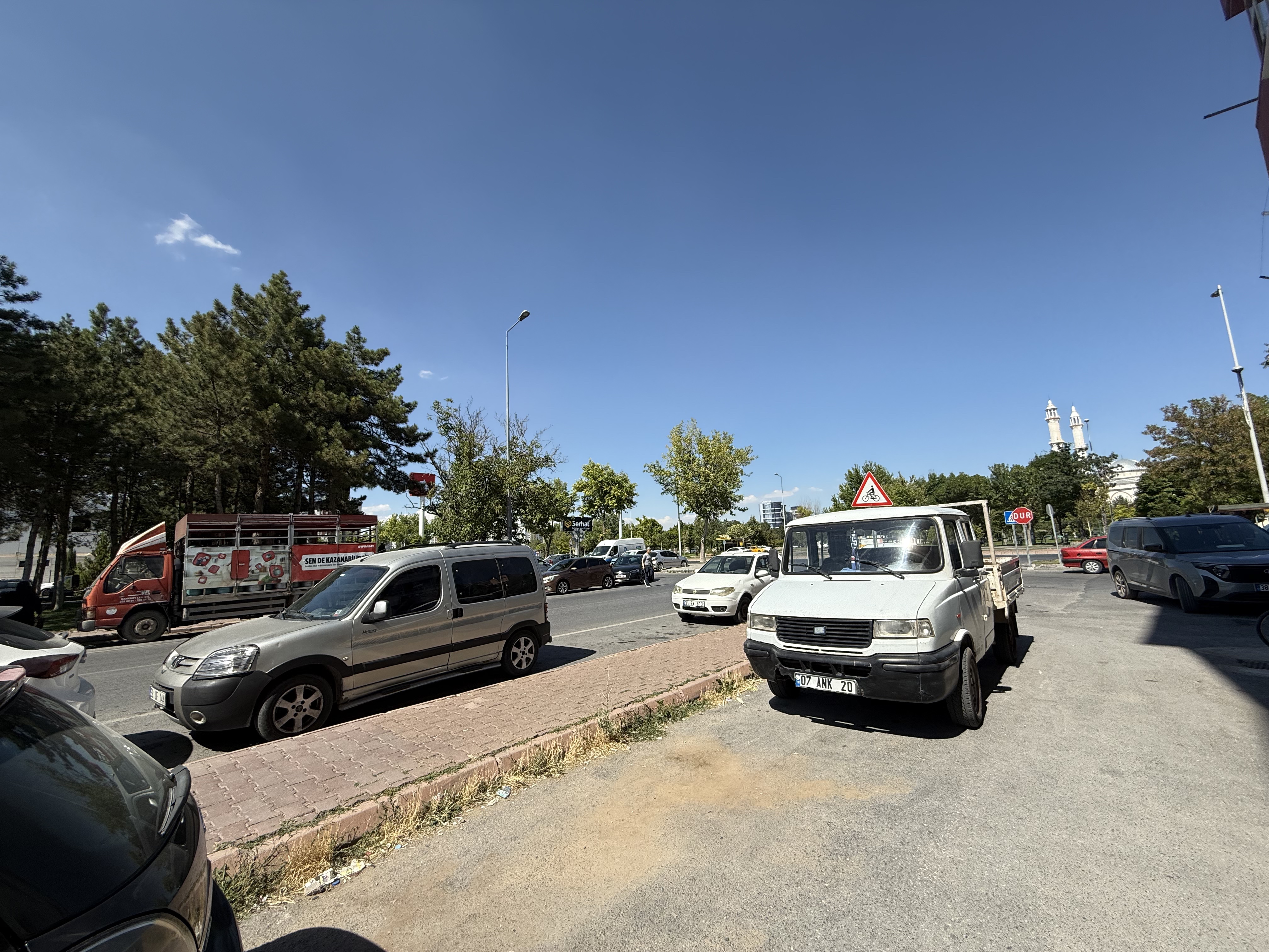 YENİ MAH.'DE AKSA GAZ KARŞISINDA 50 M2 ASMA KATLI DÜKKAN - 7