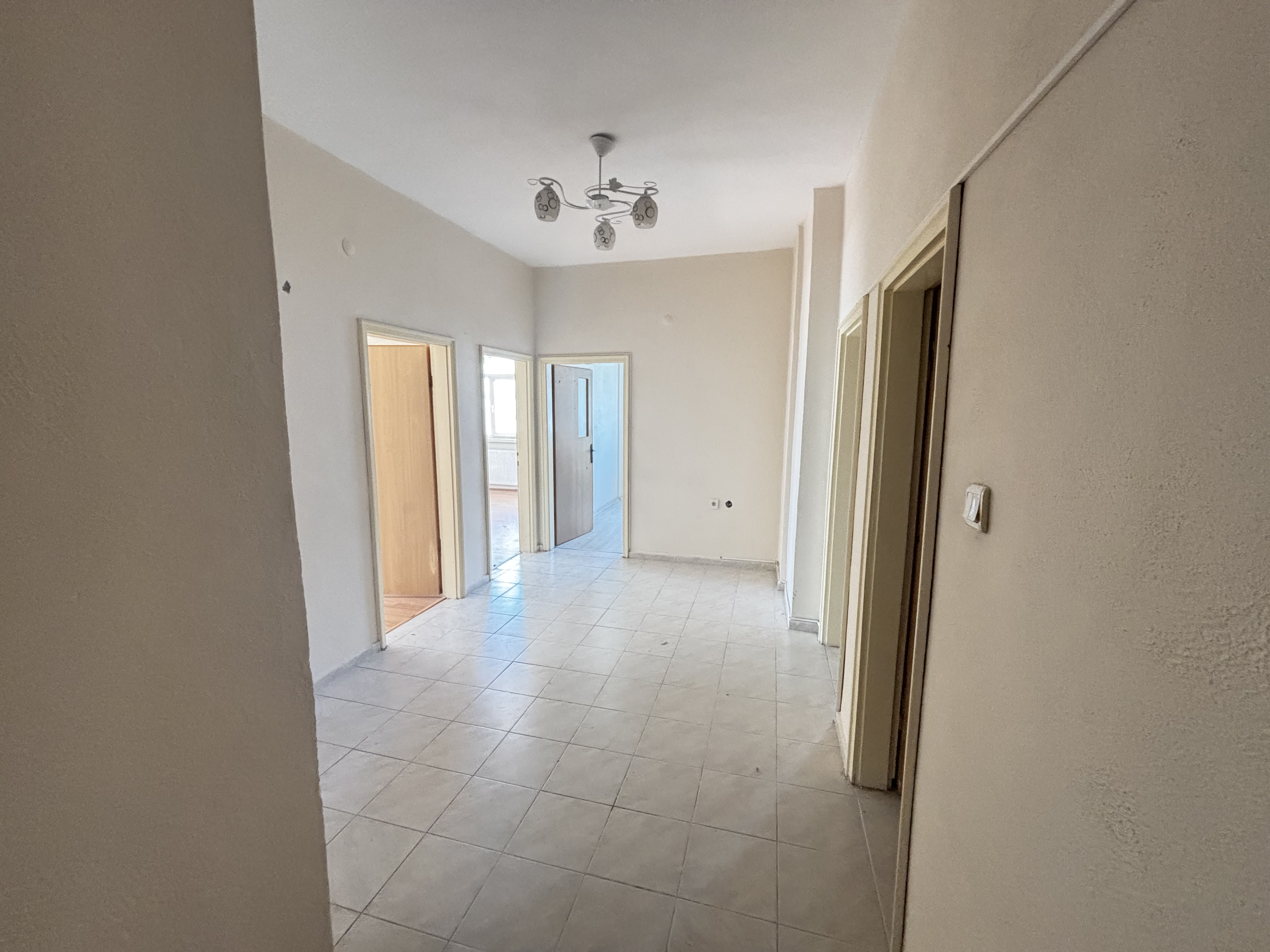 TALAS MEVLANA'DA KİRALIK ARA KAT 3+1 BOŞ DAİRE - 4