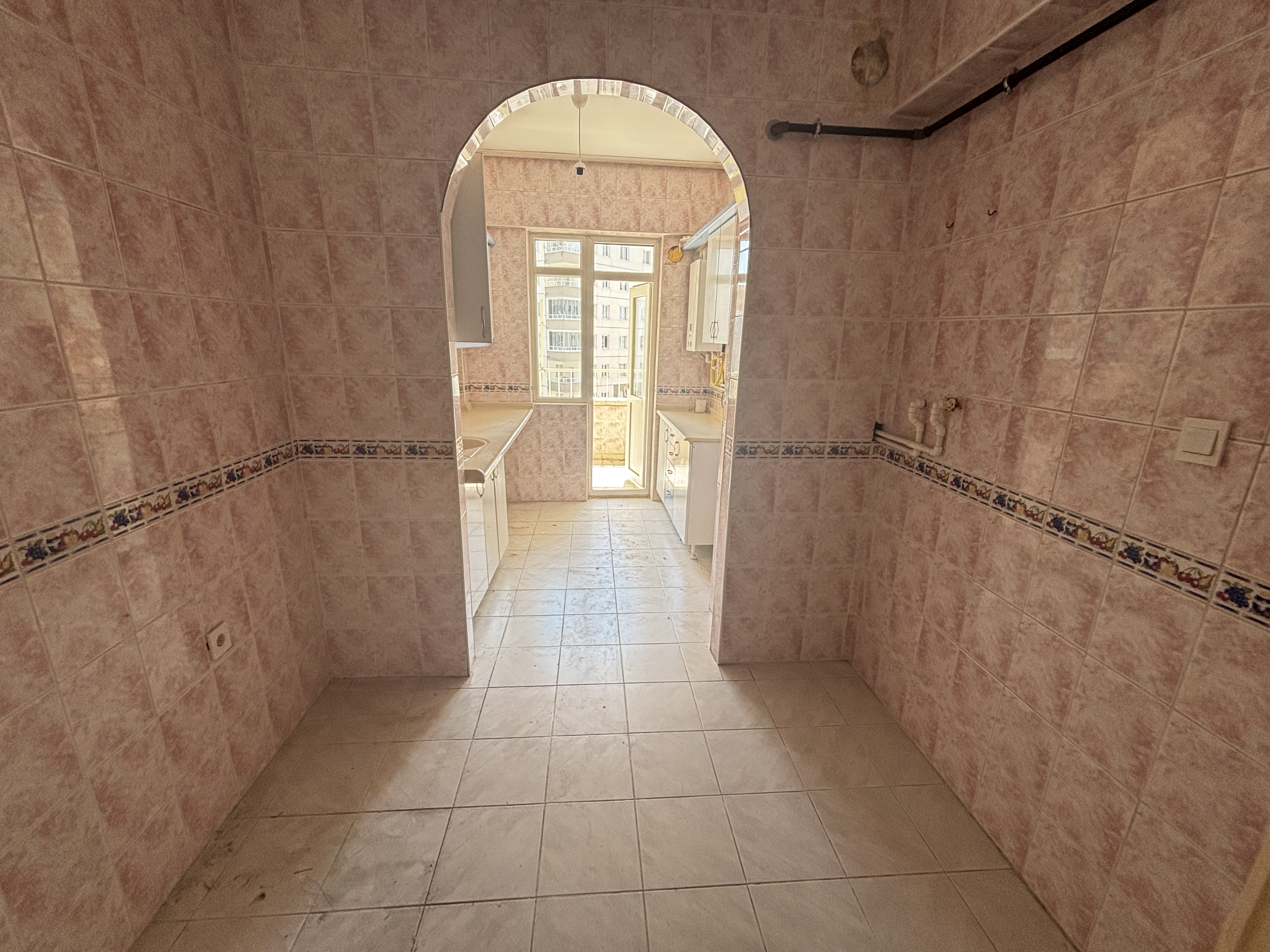 TALAS MEVLANA'DA KİRALIK ARA KAT 3+1 BOŞ DAİRE - 6