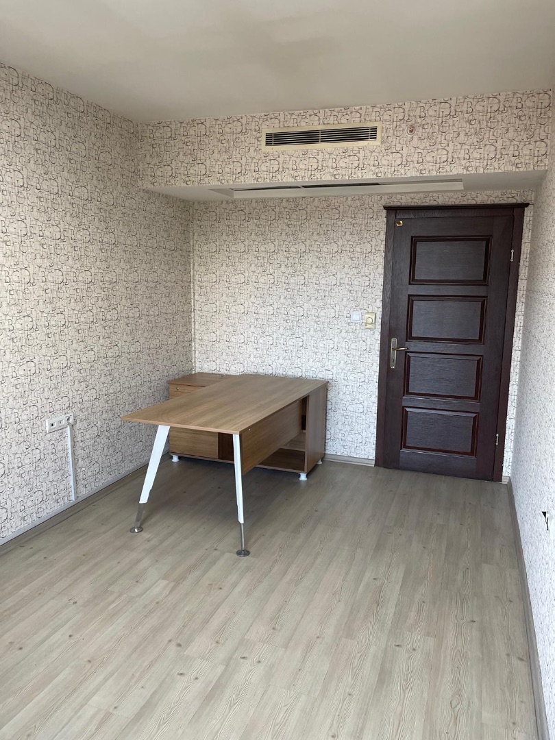 YAŞAR GYO| MERKEZDE PLAZA İÇİNDE KİRALIK OFİS & BÜRO - 15