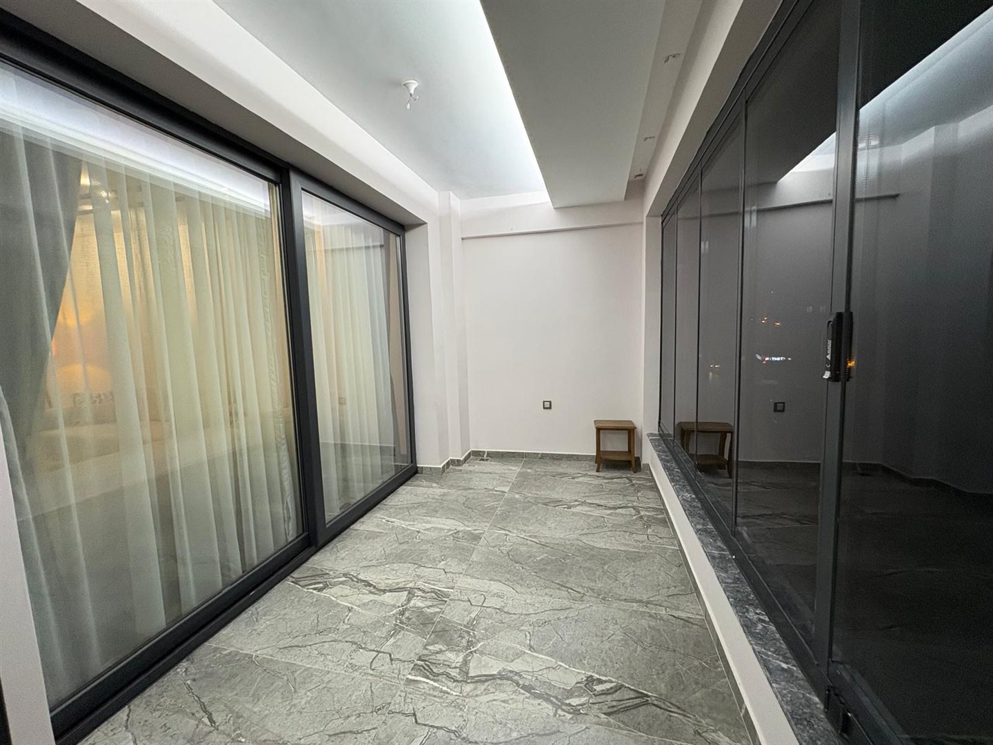 AVENİR VİA'DA LÜKS EŞYALI KİRALIK DAİRE - 3