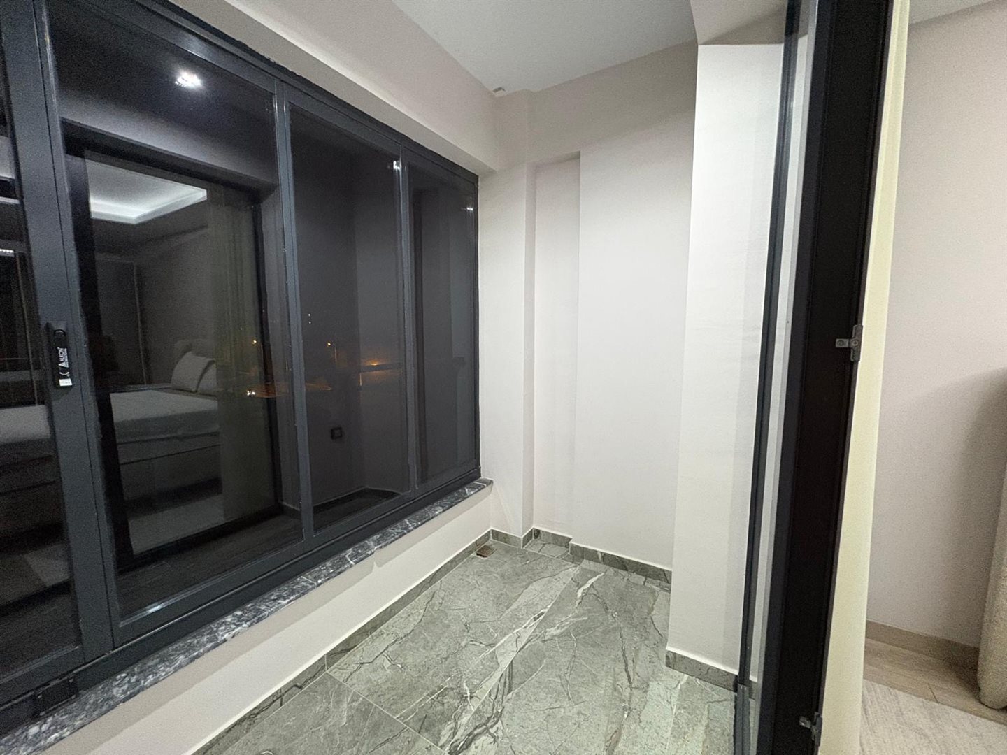AVENİR VİA'DA LÜKS EŞYALI KİRALIK DAİRE - 15