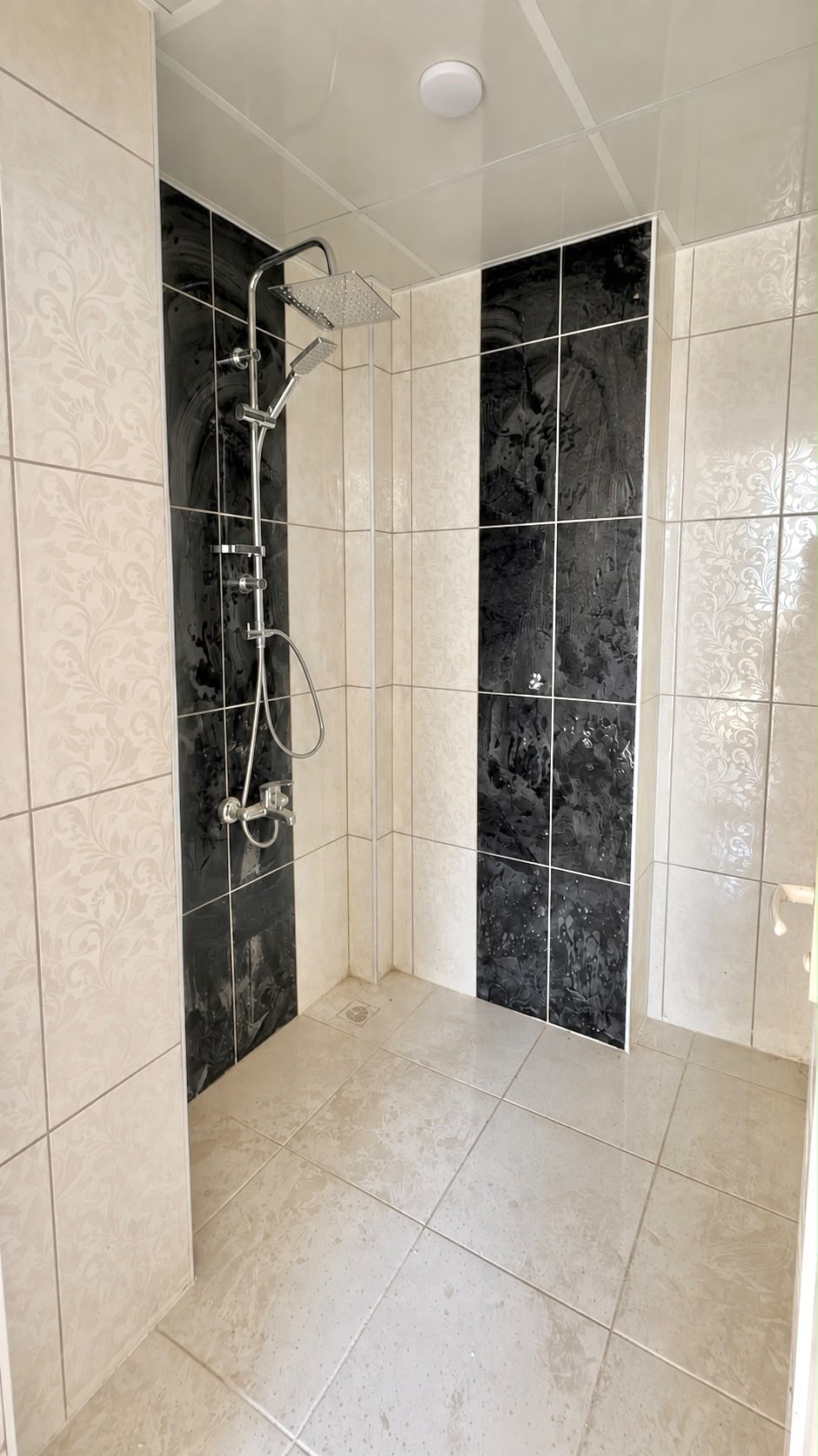 YAŞAR GYO I ERKİLET OSMANGAZİ'DE MERKEZİ KONUMDA SATILIK 3+1 DAİRE - 9