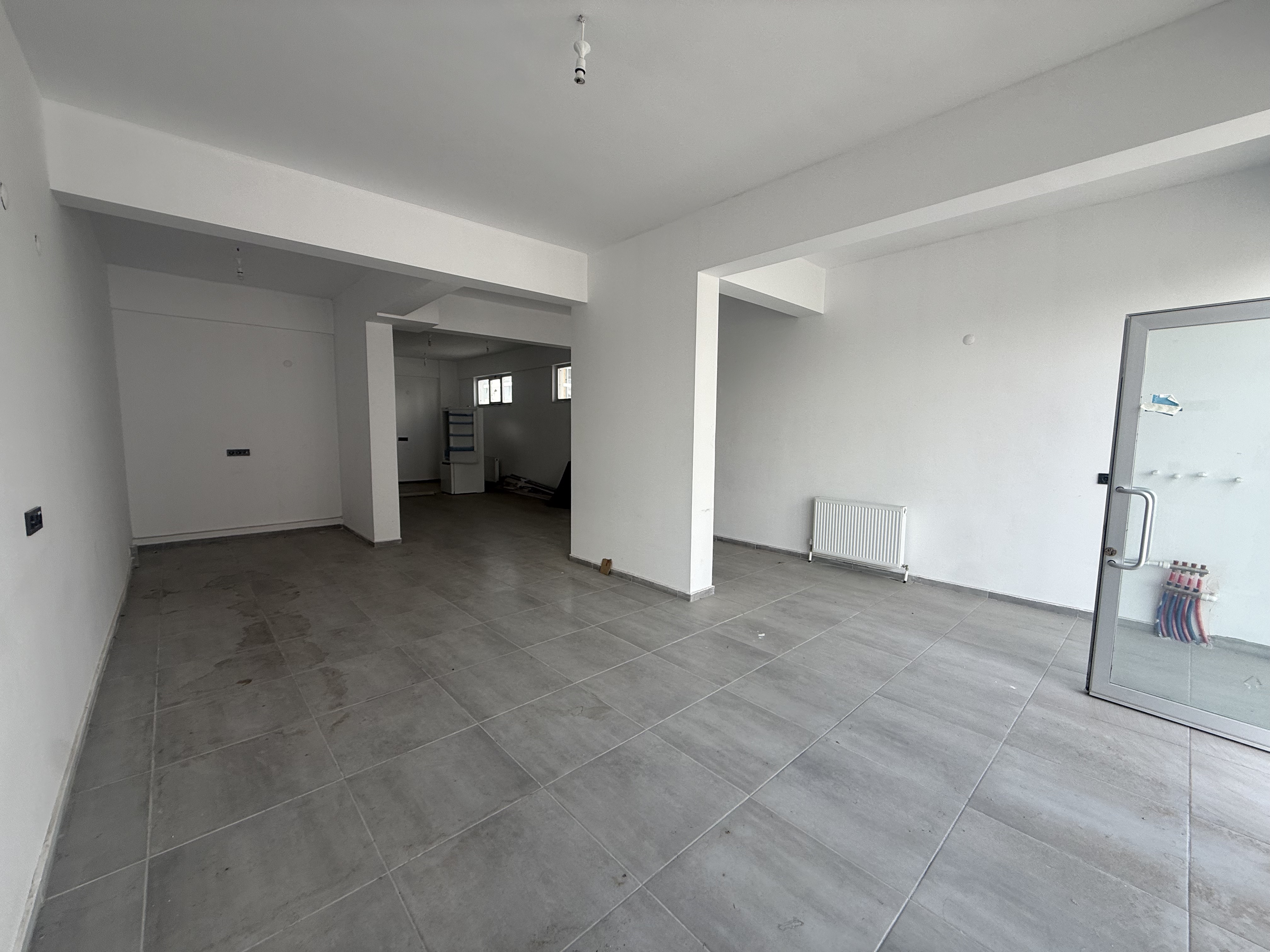 ERKİLET OSMANGAZİ'DE KURUMSALA KİRALIK 180 M2 KÖŞE DÜKKAN - 15