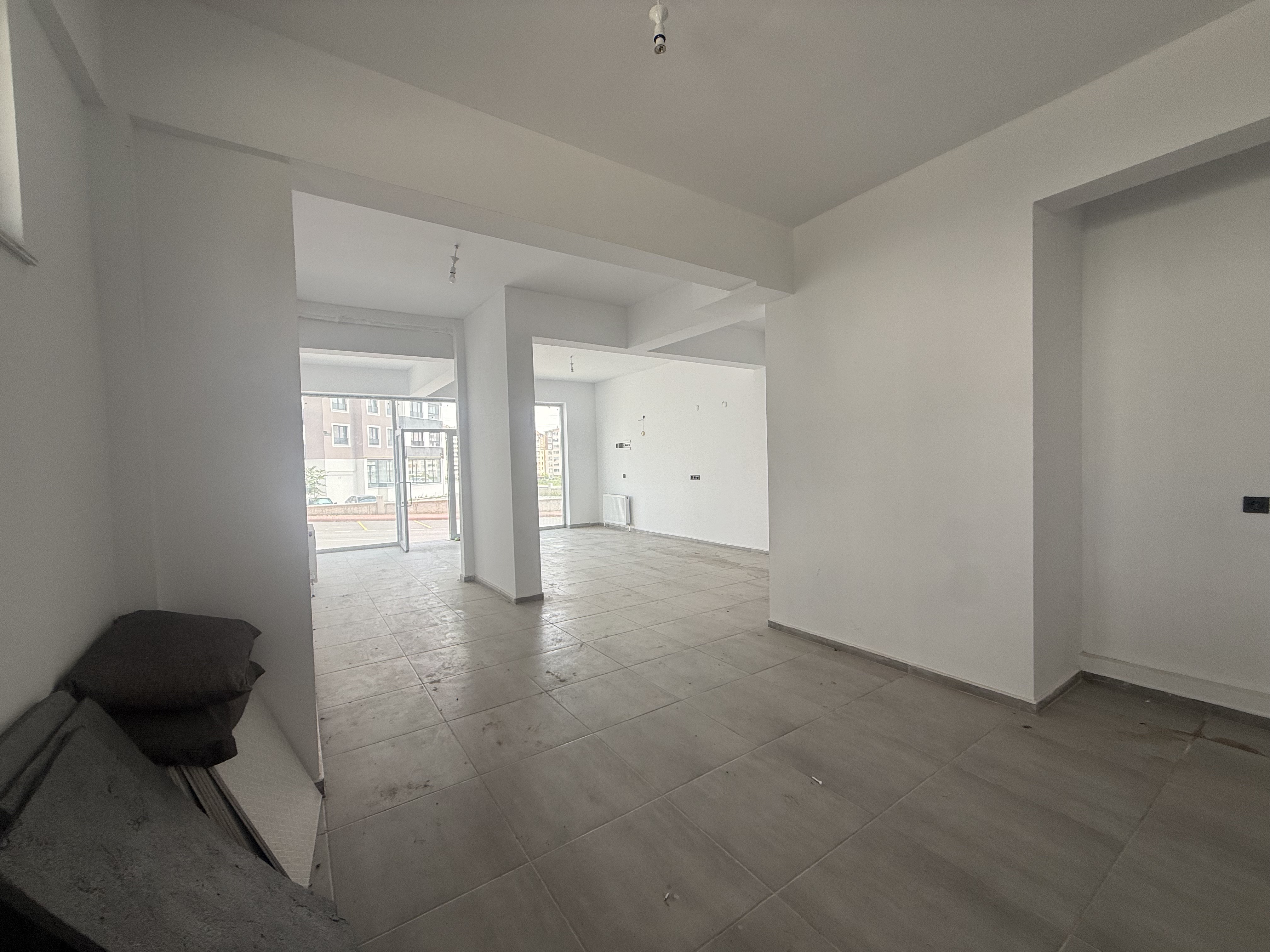 ERKİLET OSMANGAZİ'DE KURUMSALA KİRALIK 180 M2 KÖŞE DÜKKAN - 13