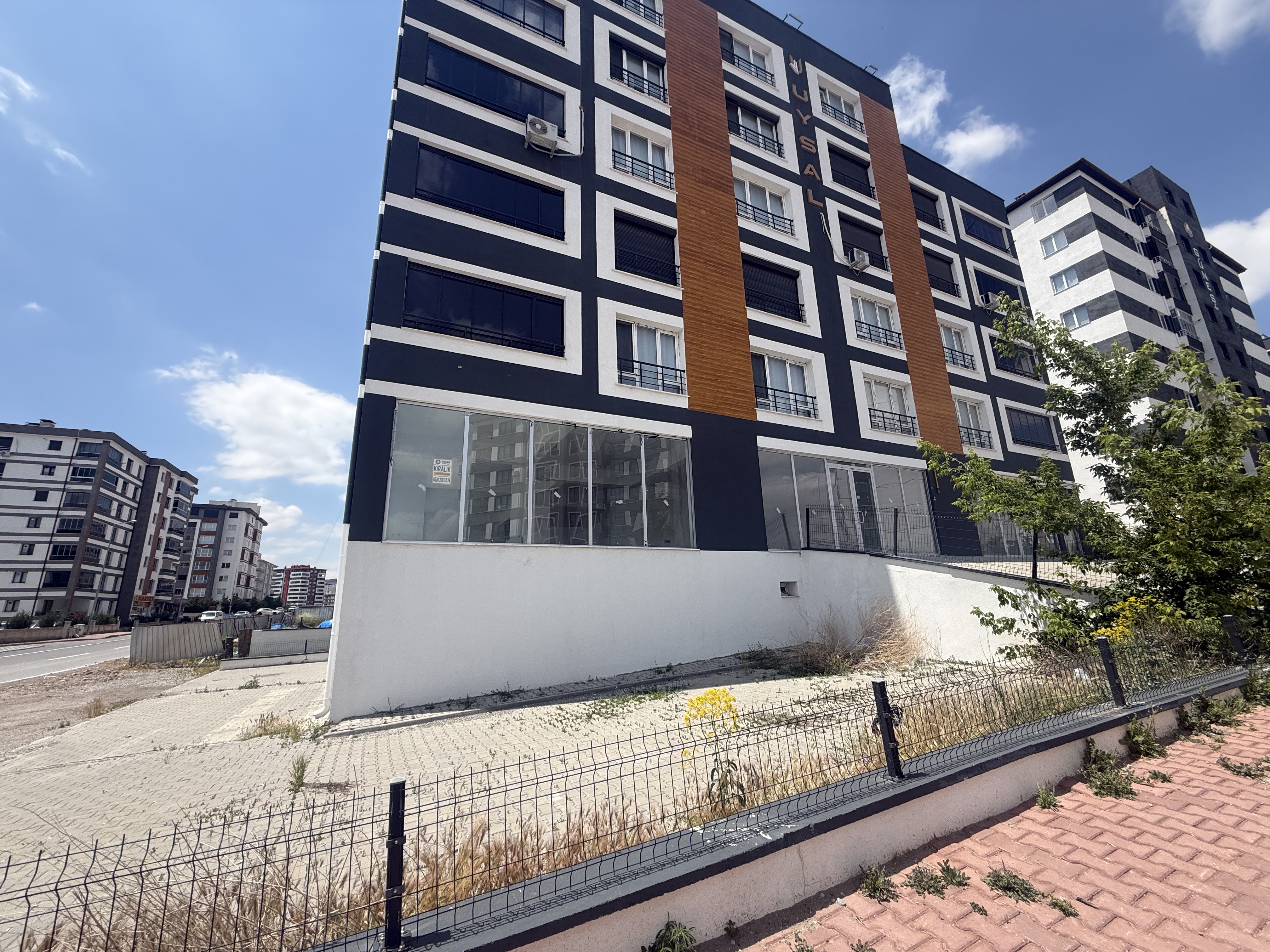 ERKİLET OSMANGAZİ'DE KURUMSALA KİRALIK 180 M2 KÖŞE DÜKKAN - 14
