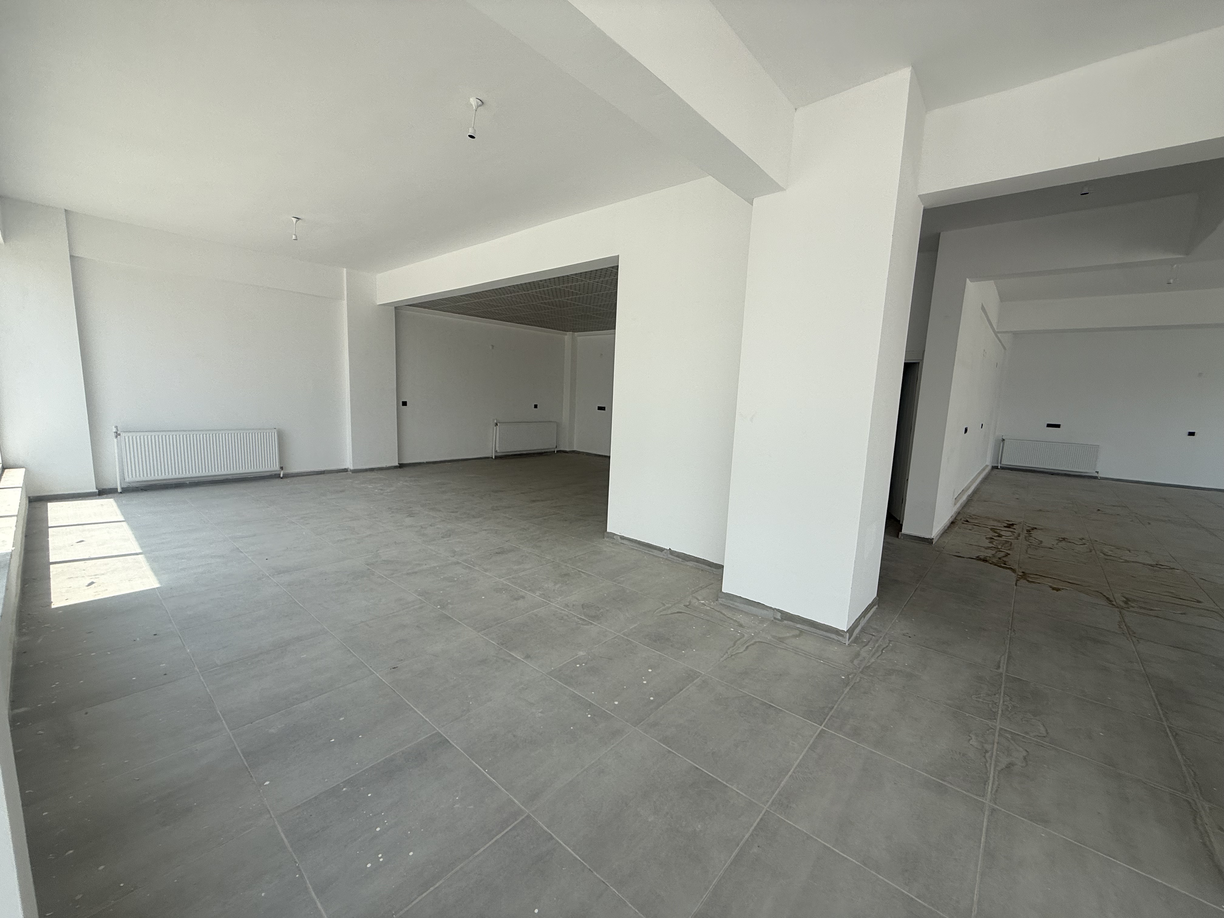 ERKİLET OSMANGAZİ'DE KURUMSALA KİRALIK 180 M2 KÖŞE DÜKKAN - 5
