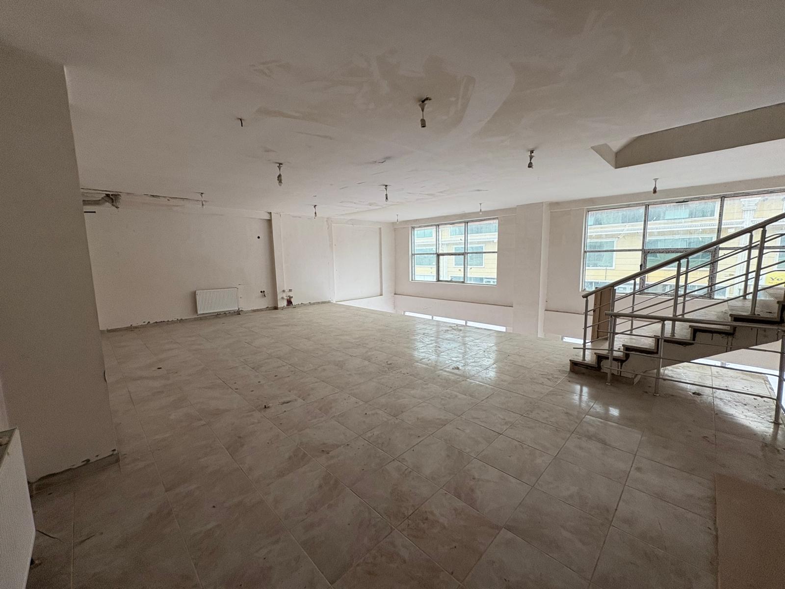 SERBEST BÖLGEDE 4 KATLI 480 M2 KİRALIK İŞYERİ - 6