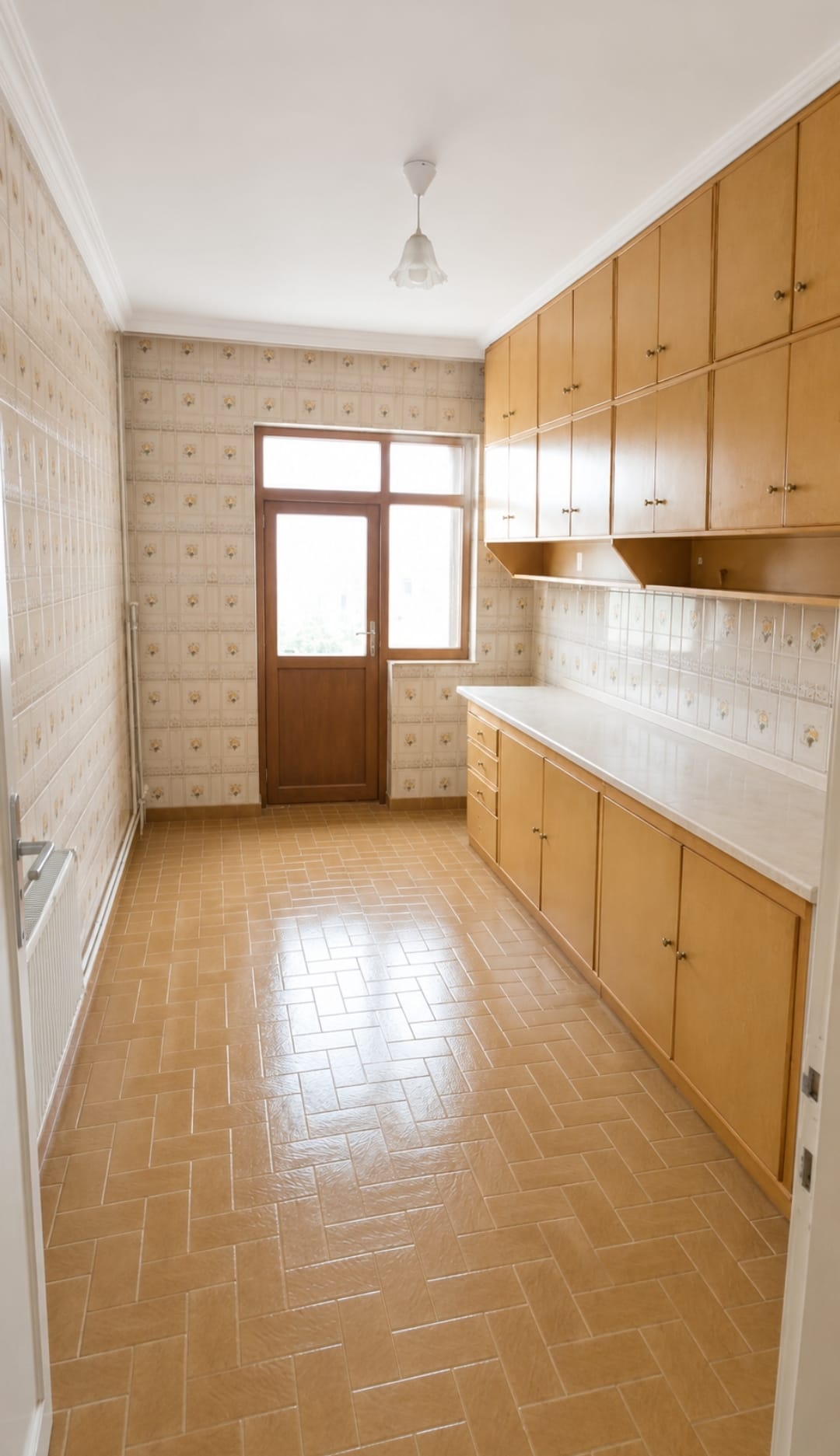 DİKMEN İLKER CADDESİNDE MERKEZİ KONUM SATILIK 3+1 - 8