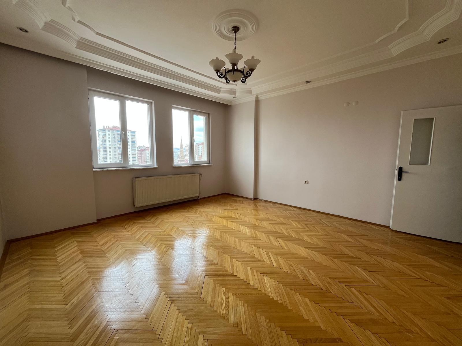 MERKEZİ KONUMDA GENİŞ AYDINLIK KİRALIK DAİRE - 24