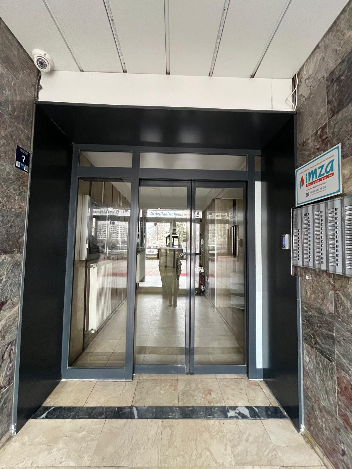 MERKEZİ KONUMDA GENİŞ AYDINLIK KİRALIK DAİRE - 3