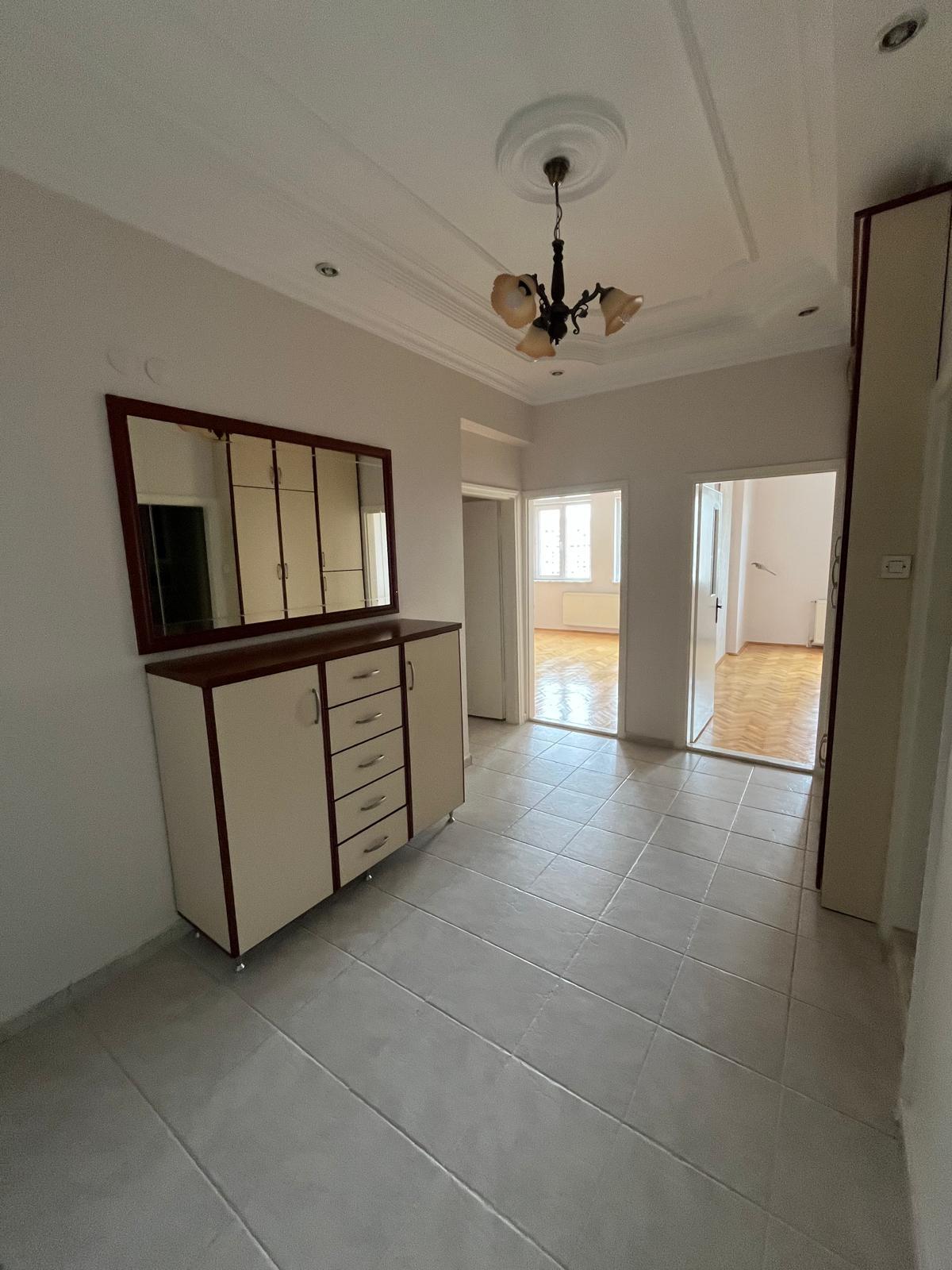 MERKEZİ KONUMDA GENİŞ AYDINLIK KİRALIK DAİRE - 12