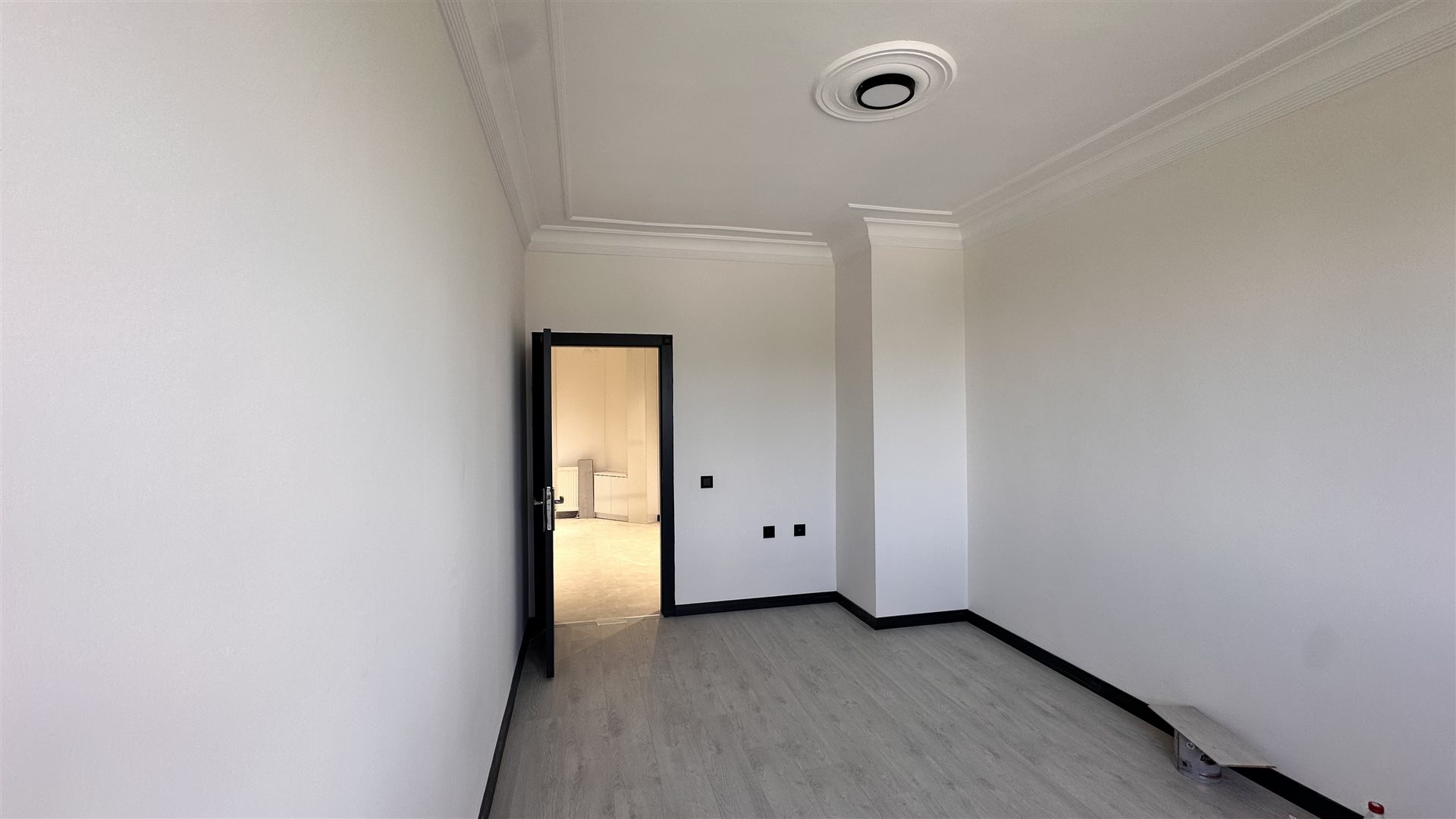HUKUK PLAZA DA KİRALIK SIFIR OFİS - 4
