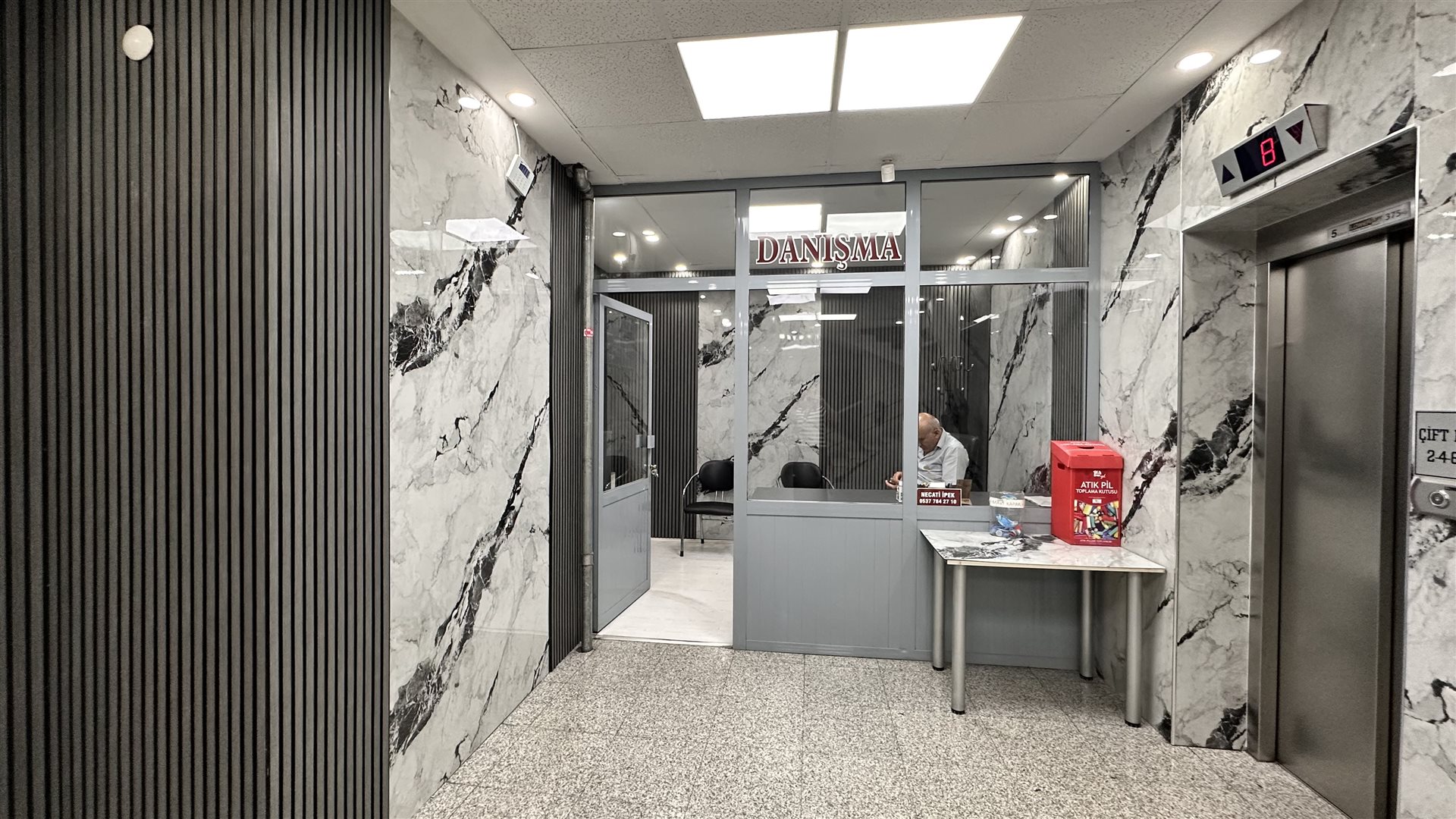 HUKUK PLAZA DA KİRALIK SIFIR OFİS - 28