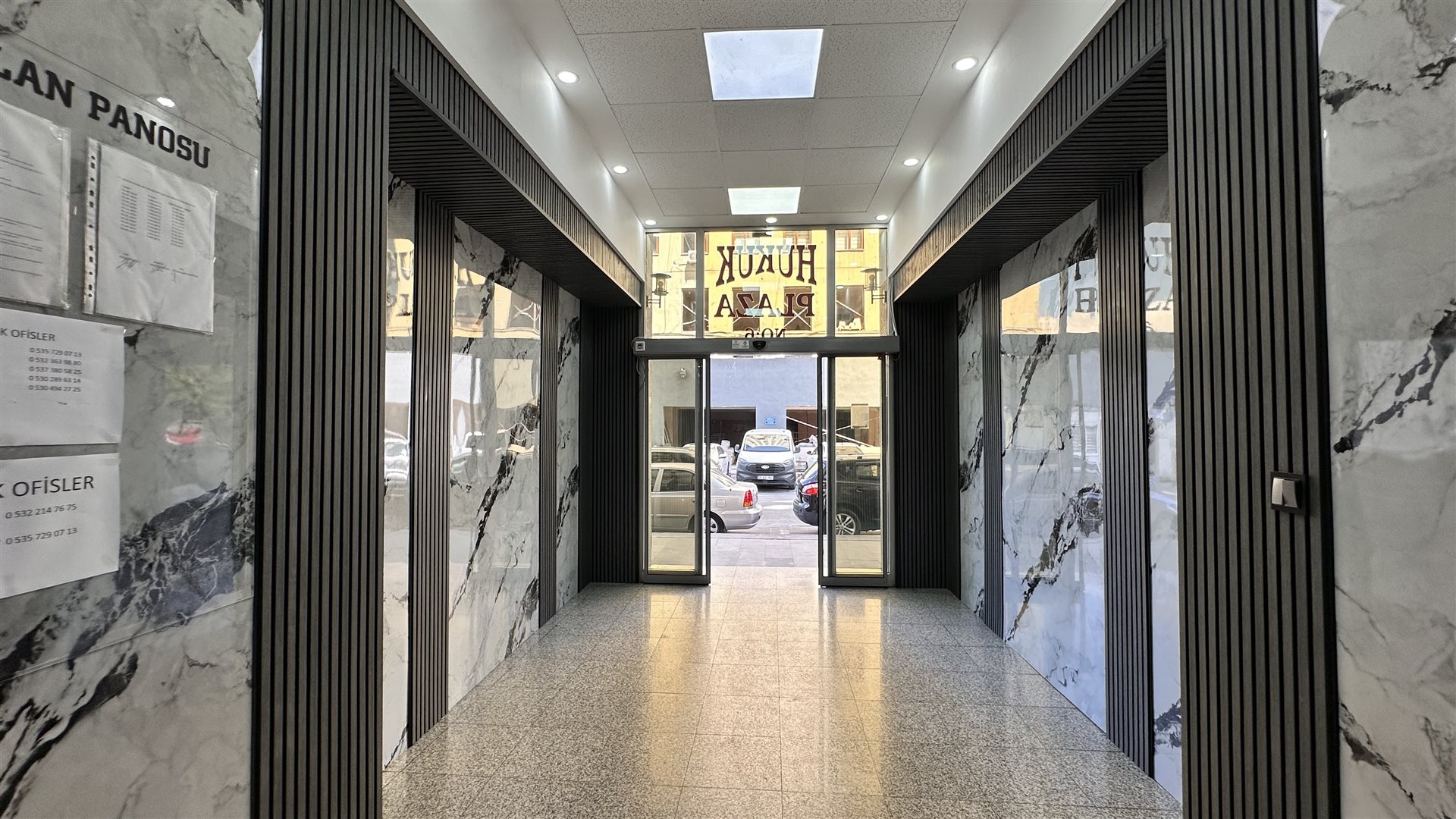 HUKUK PLAZA DA KİRALIK SIFIR OFİS - 27
