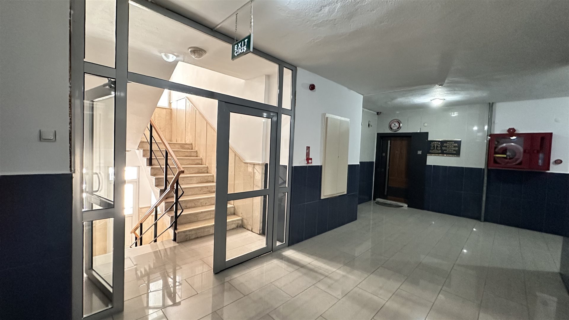 HUKUK PLAZA DA KİRALIK SIFIR OFİS - 20