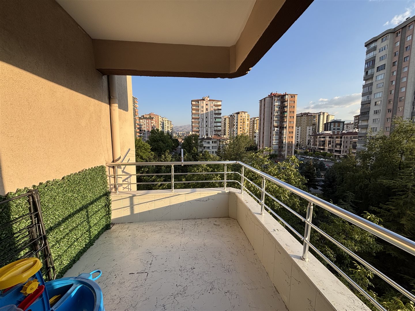 MUSTAFA ŞİMŞEK CADDESİ ÜZERİNDE SATILIK 4+1 ARA KAT DAİRE - 9