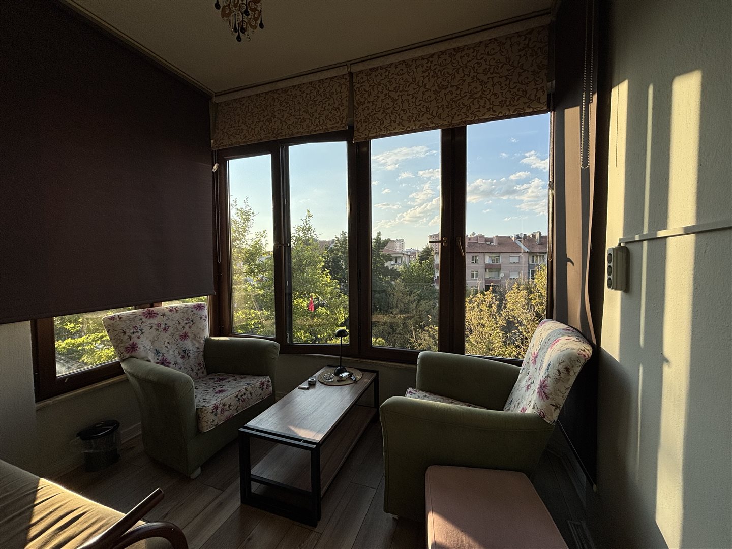 MUSTAFA ŞİMŞEK CADDESİ ÜZERİNDE SATILIK 4+1 ARA KAT DAİRE - 7