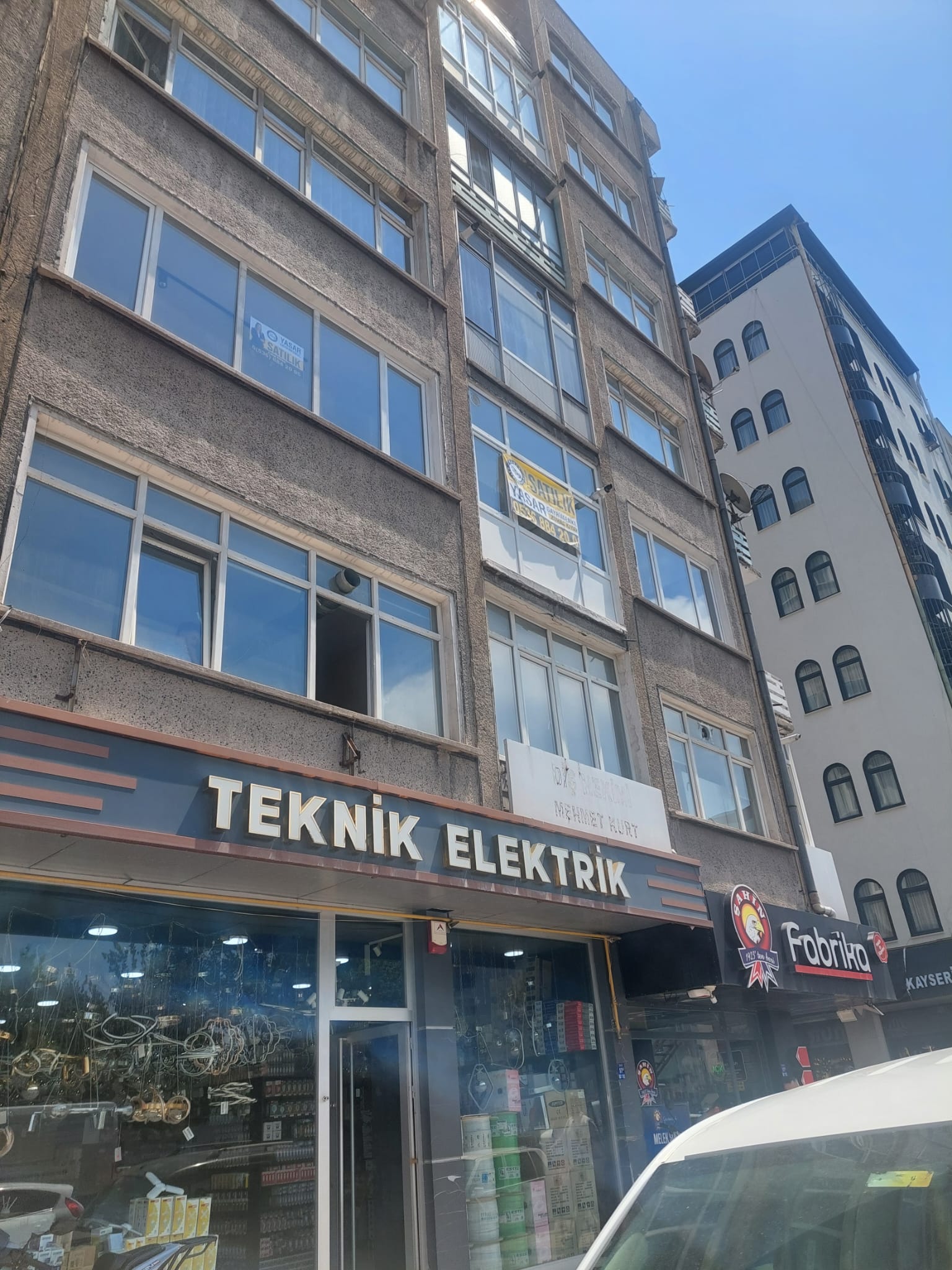 ÇARŞI MERKEZ CADDE EPHELİ YENİLENMİŞ SATILIK OFİS - 15