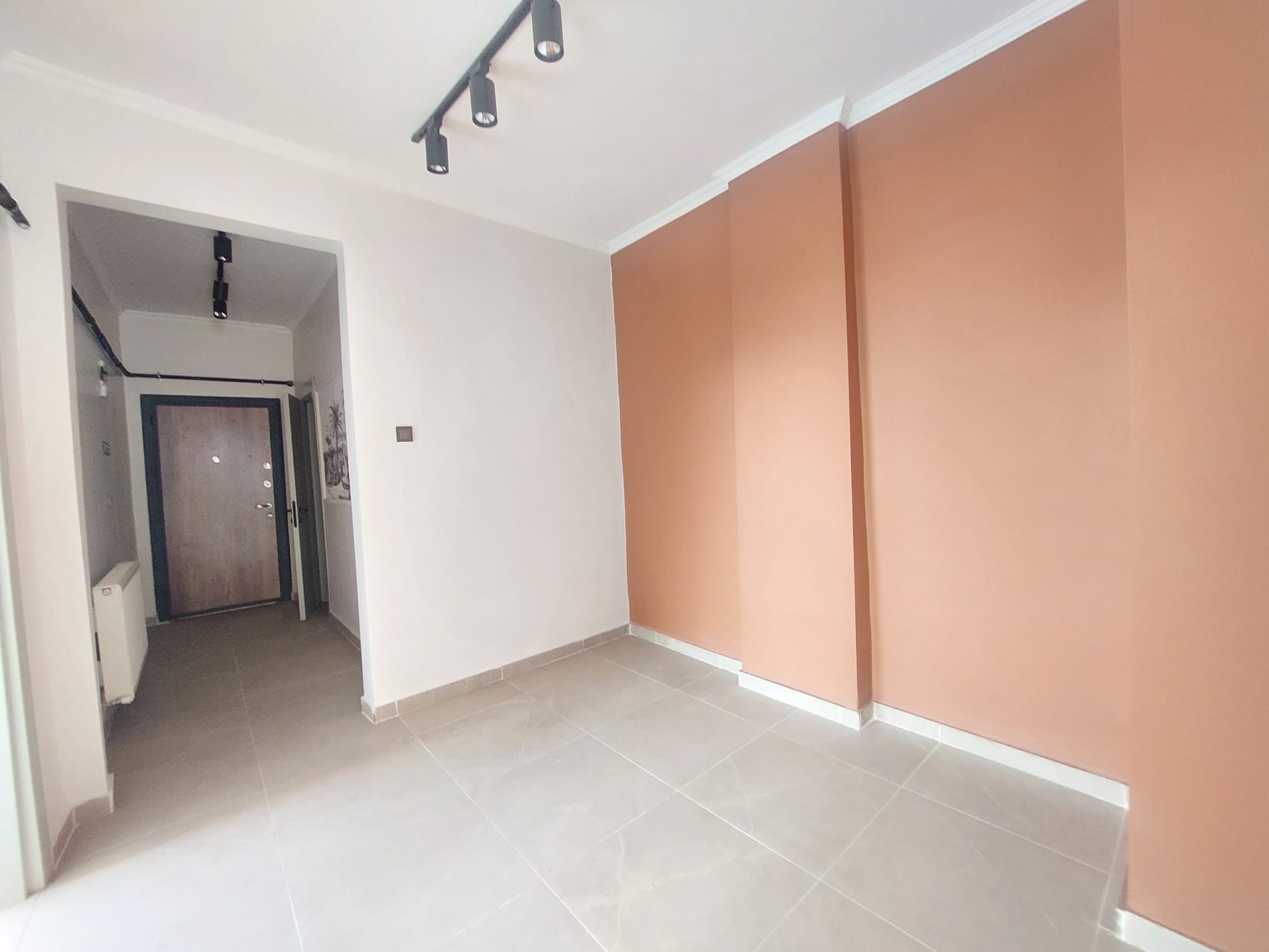 ÇARŞI MERKEZ CADDE EPHELİ YENİLENMİŞ SATILIK OFİS - 5
