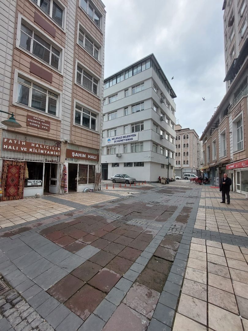 YATIRIMLIK ŞEHRİN MERKEZİNDE SATILIK DÜKKAN... - 8