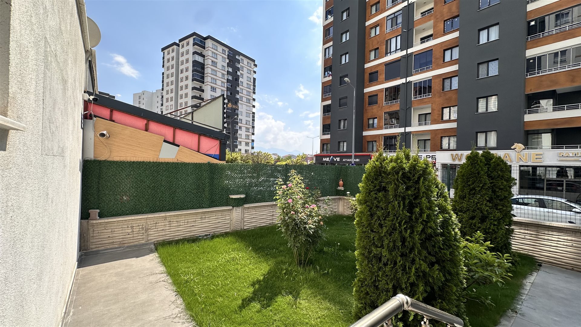 ERKİLET OSMANGAZİ MAH. MASRAFSIZ 3+1 SATILIK DAİRE - 3