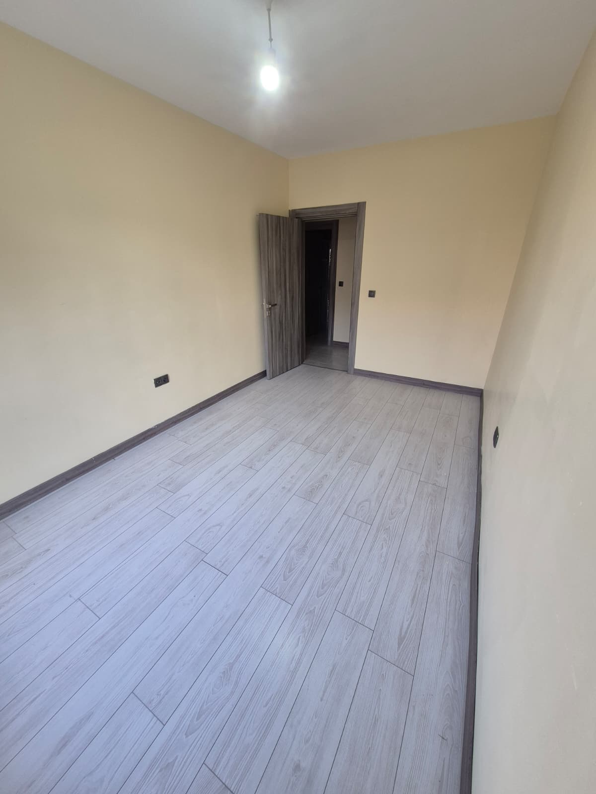 Şeker Mah. Esnaf Toki 3+1 Ebeveyn Banyolu Kiralık Daire - 10