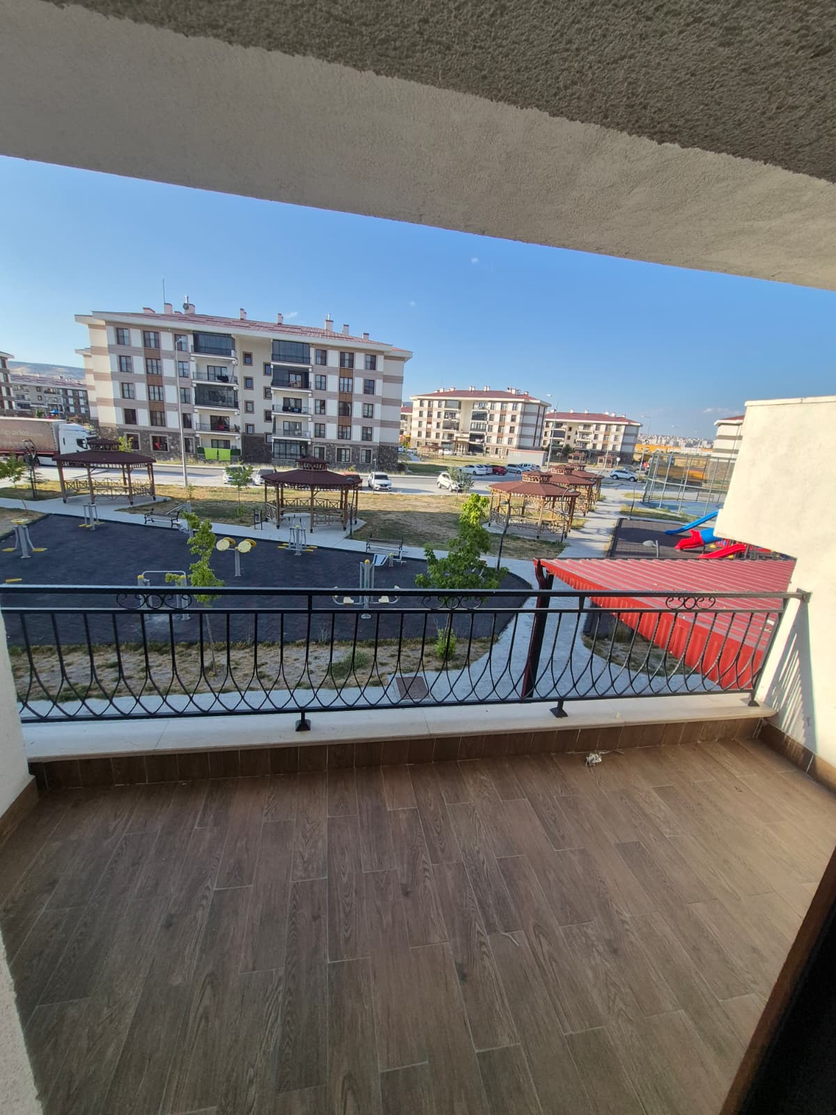 Şeker Mah. Esnaf Toki 3+1 Ebeveyn Banyolu Kiralık Daire - 27