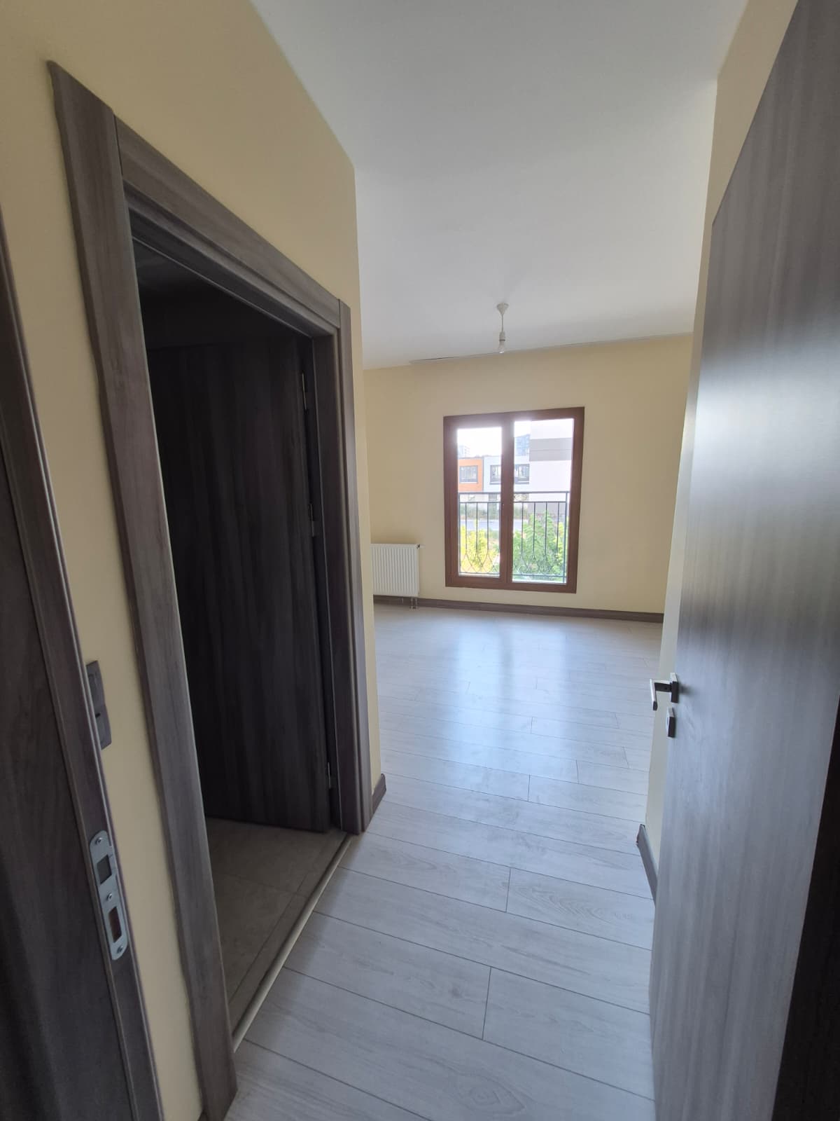 Şeker Mah. Esnaf Toki 3+1 Ebeveyn Banyolu Kiralık Daire - 11
